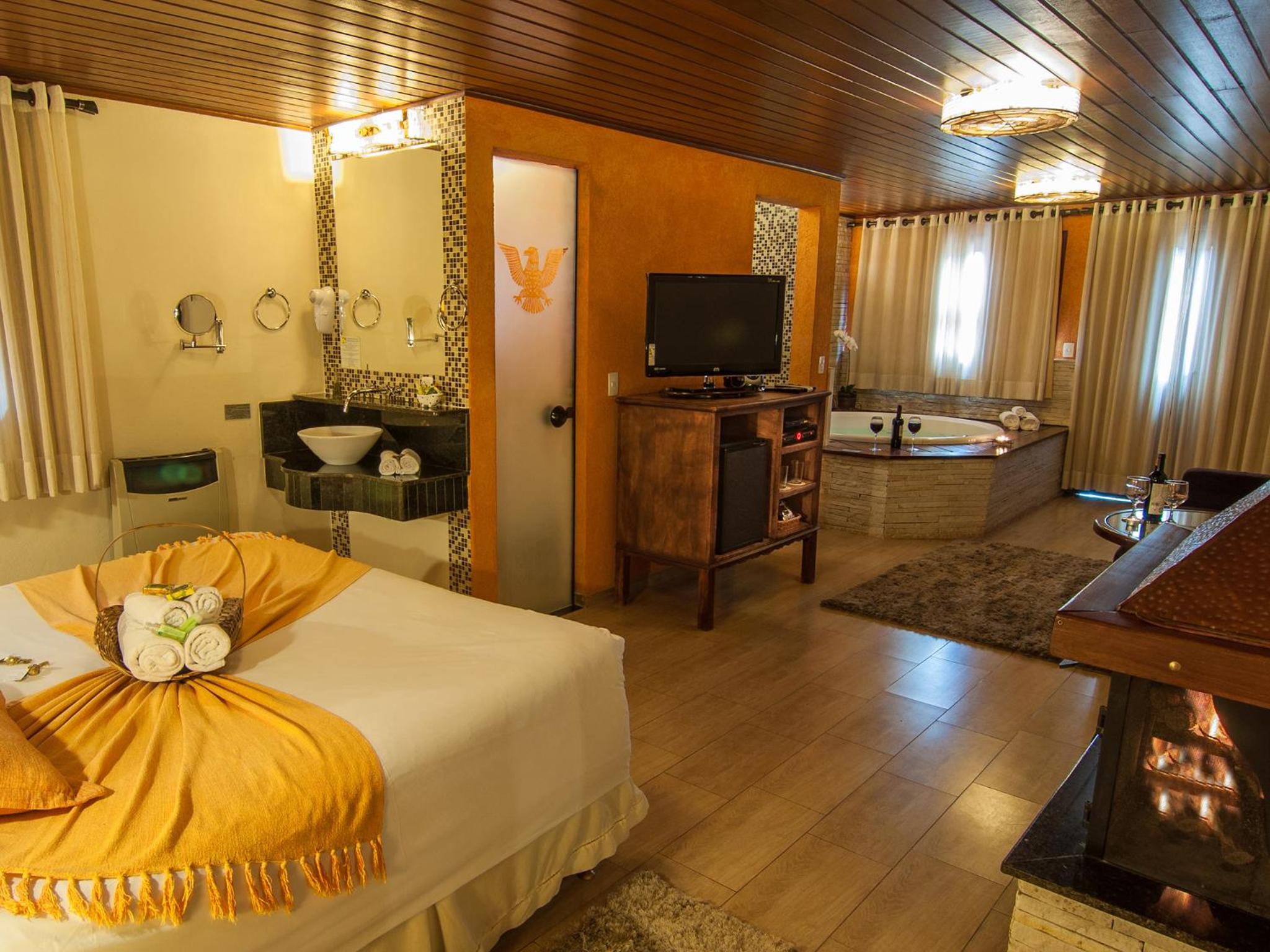 Premium Apartment with Spa Bath and Balcony photo 1