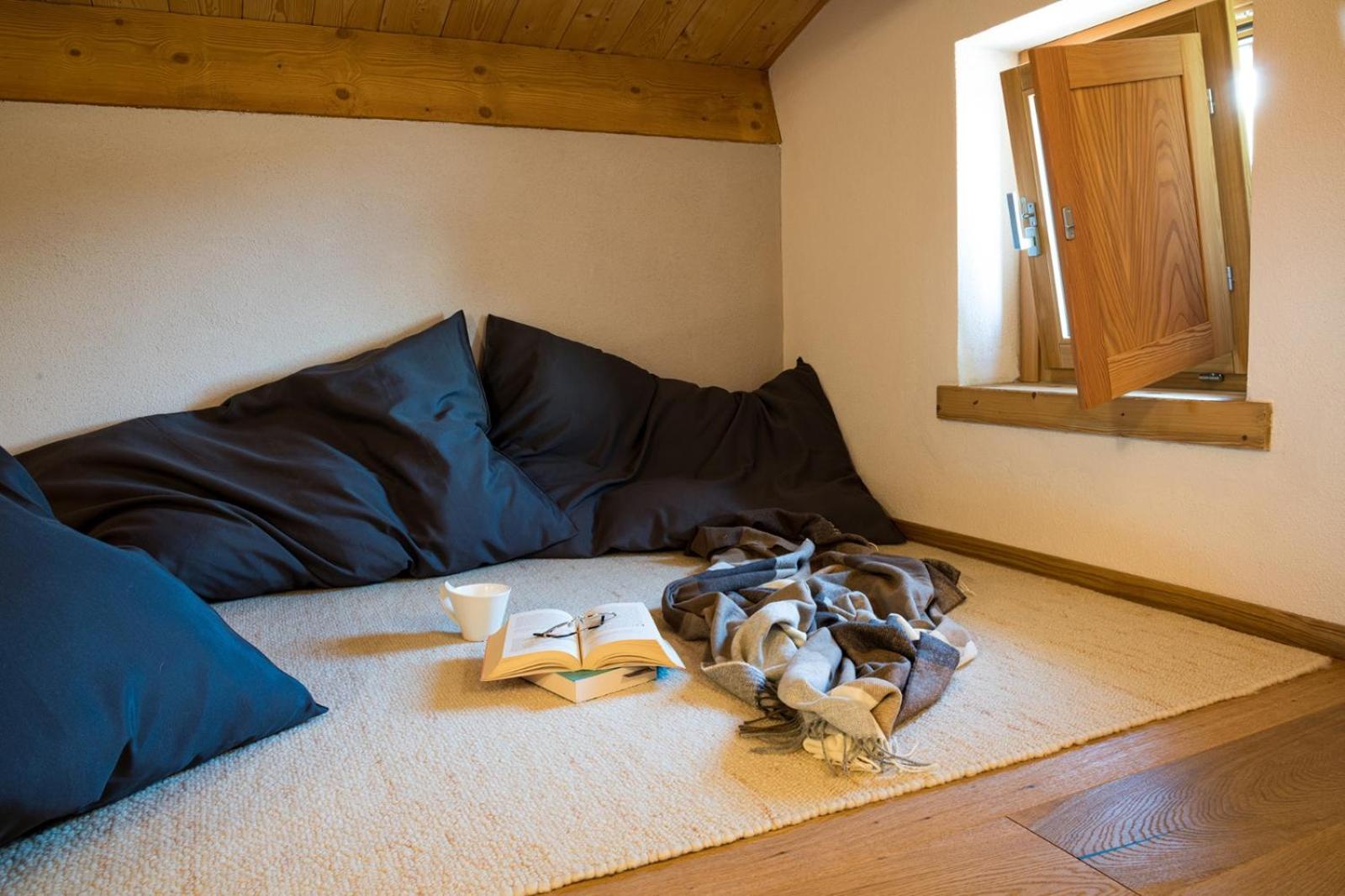 Executive Suite - Photo 4