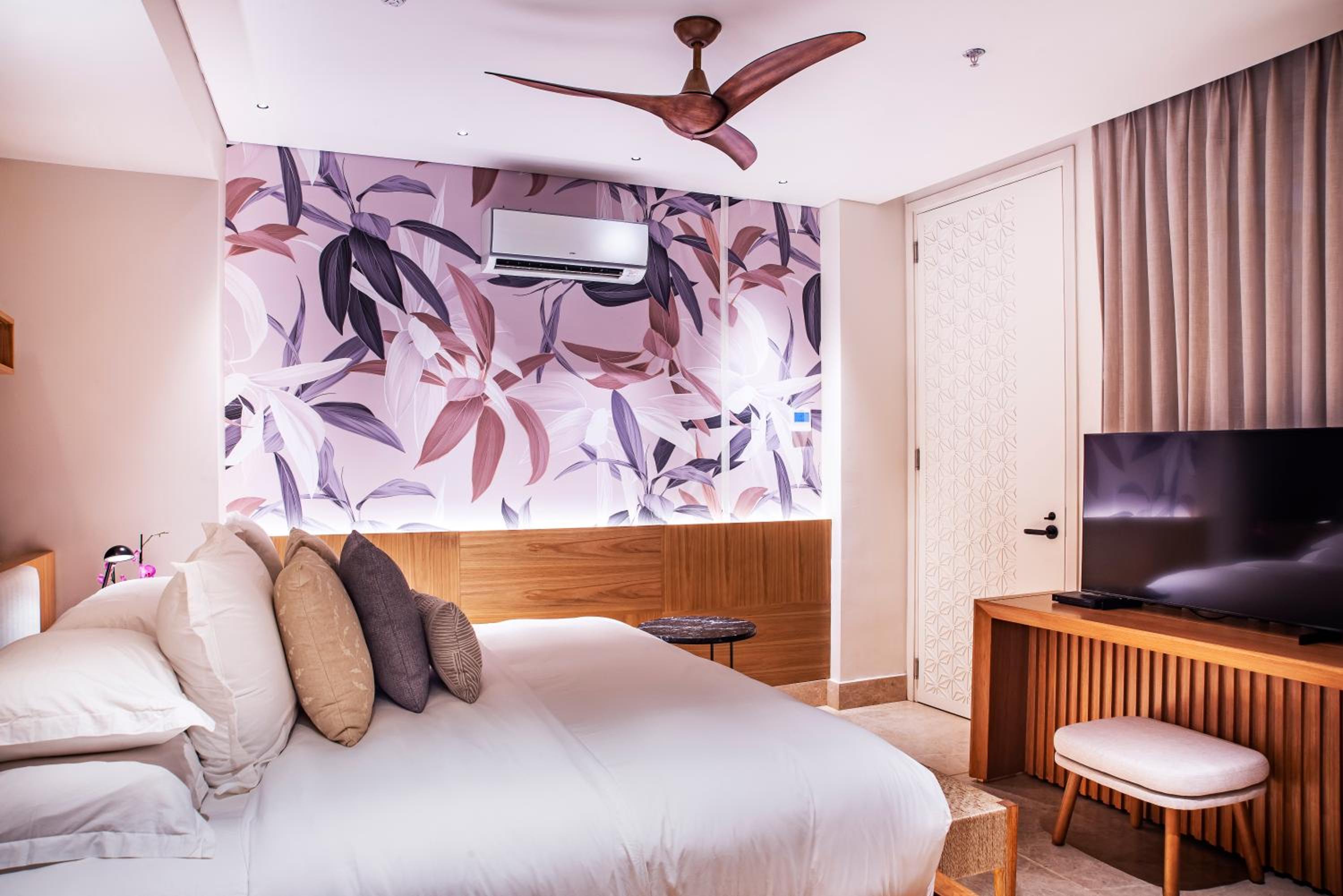 Superior King Room photo 3