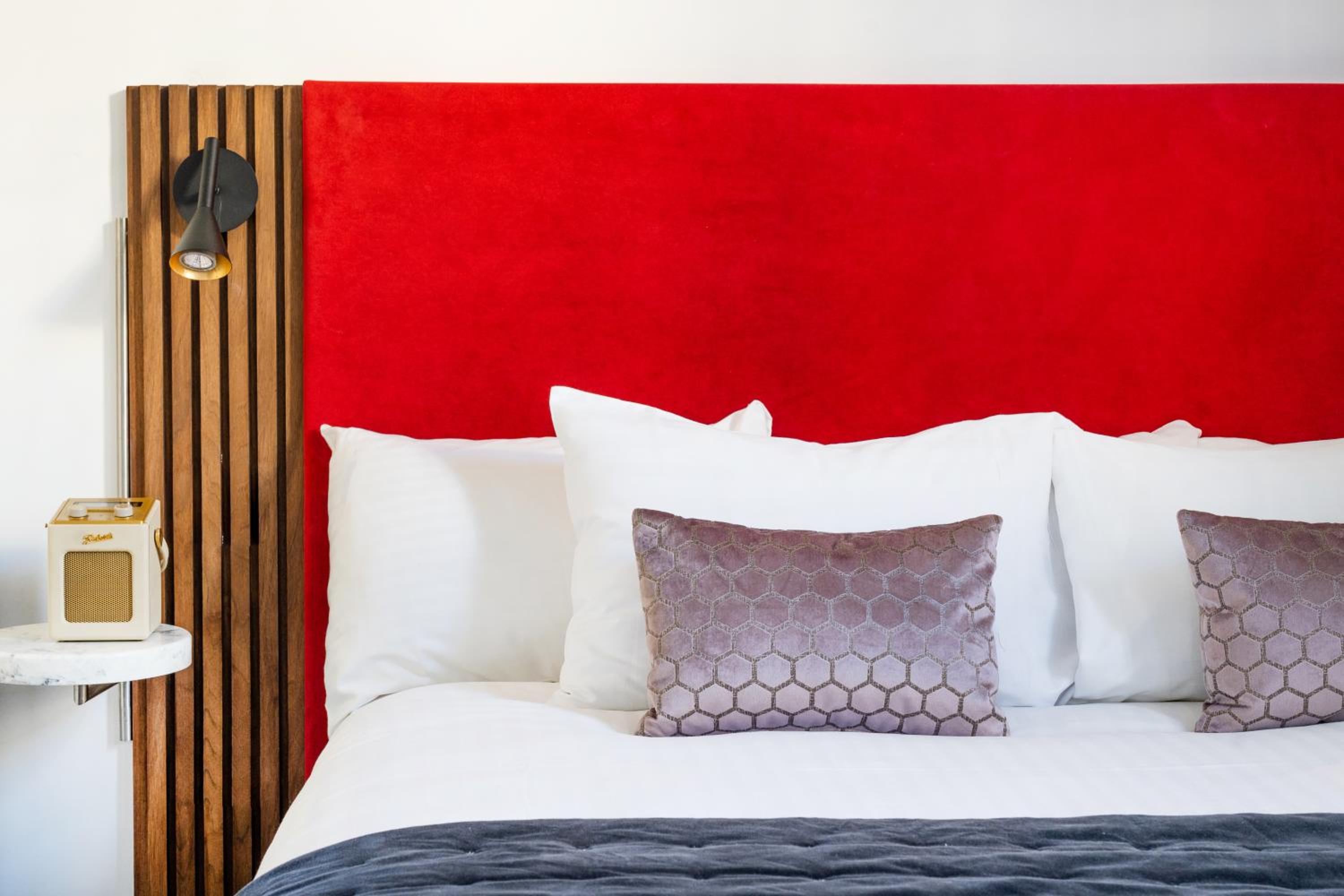 King or Twin Room - Photo 9