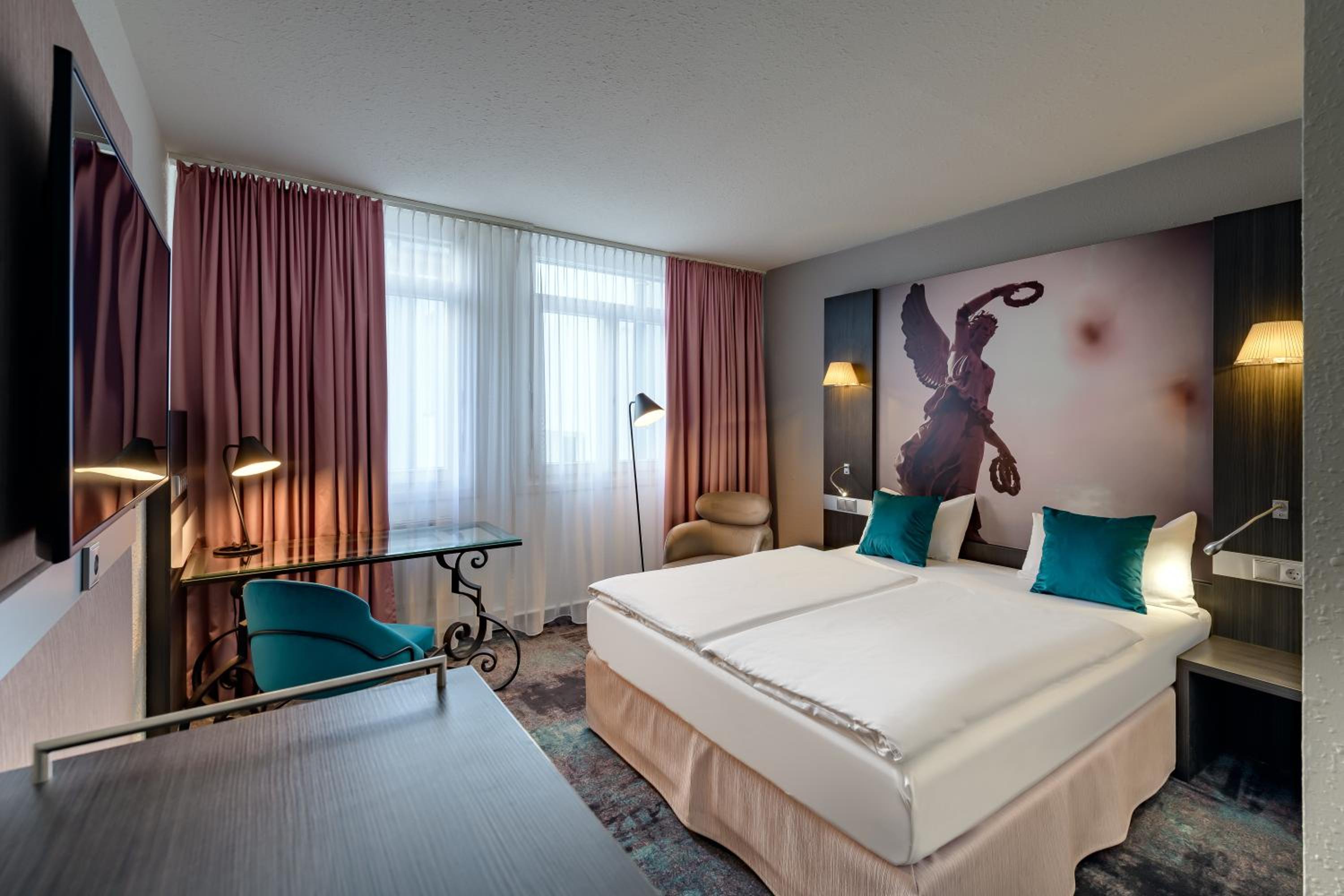 Standard Double Room - Photo 1