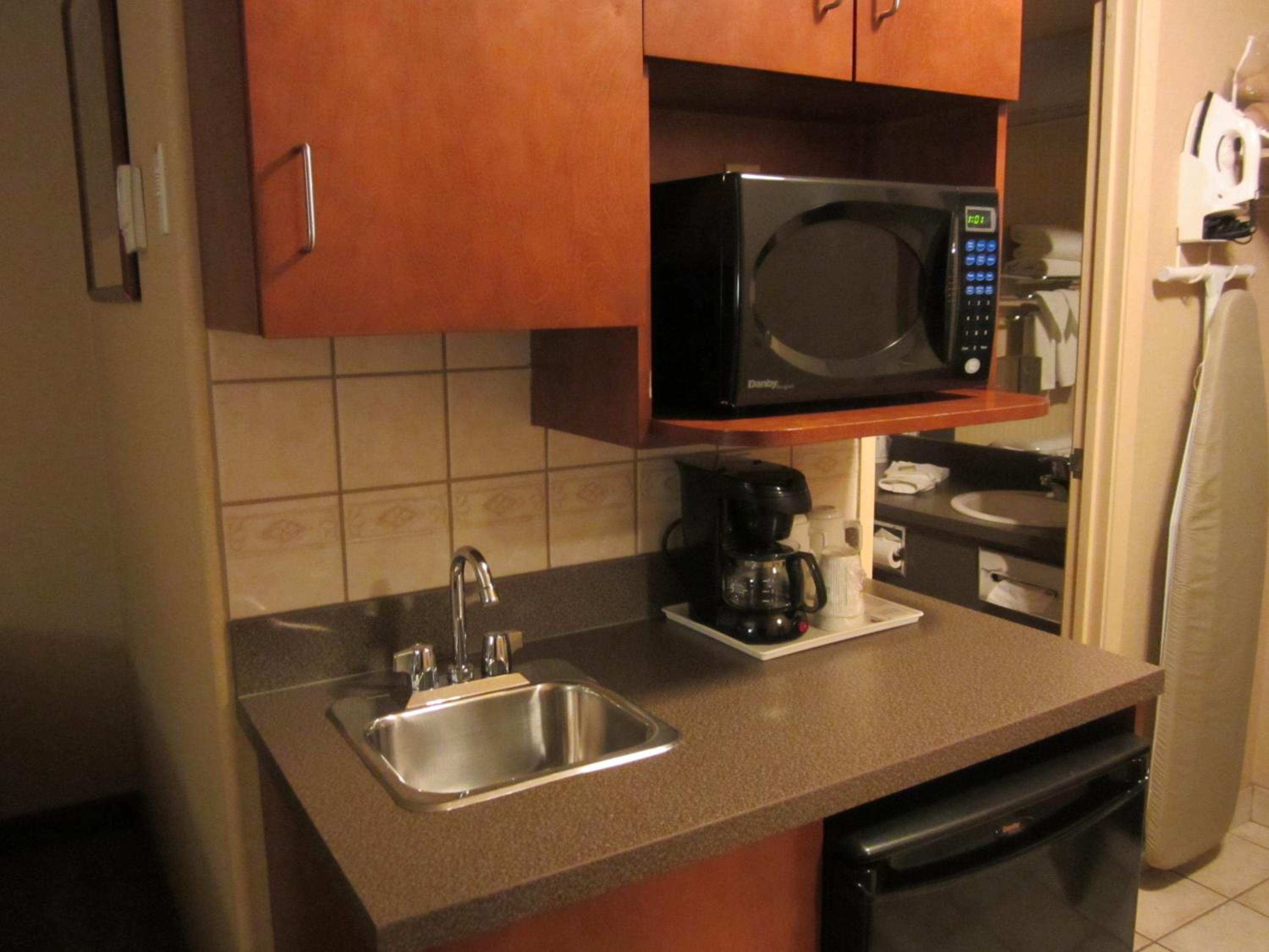 Super 8 by Wyndham Fort St. John BC, Photo 3