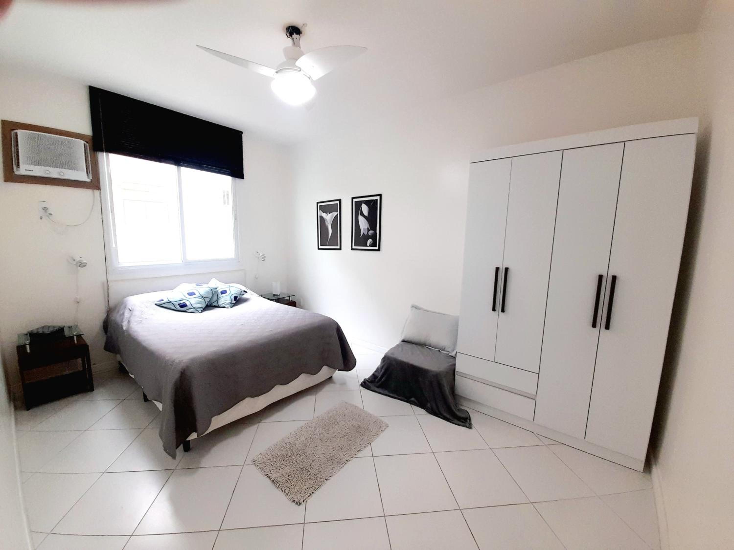 Apartment with Balcony - Photo 24