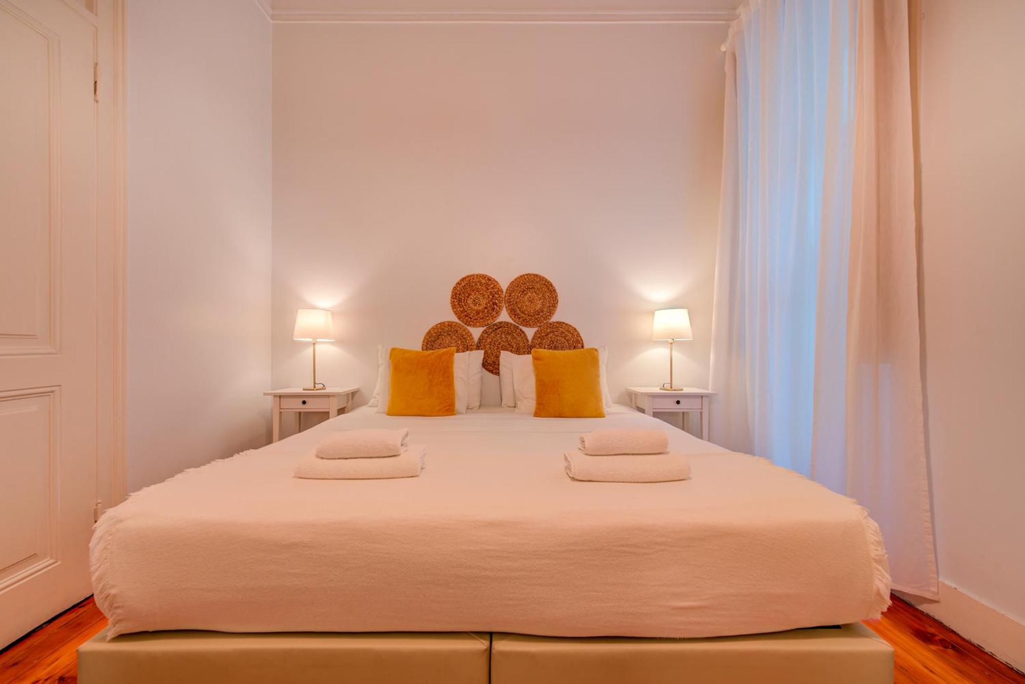 Economy Double Room with Shared Bathroom photo 3