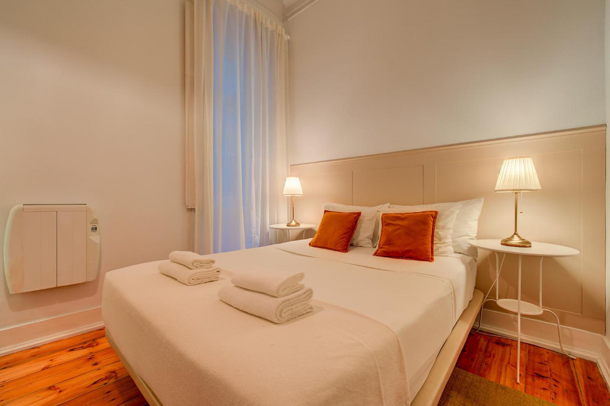 Economy Double Room with Shared Bathroom photo 1