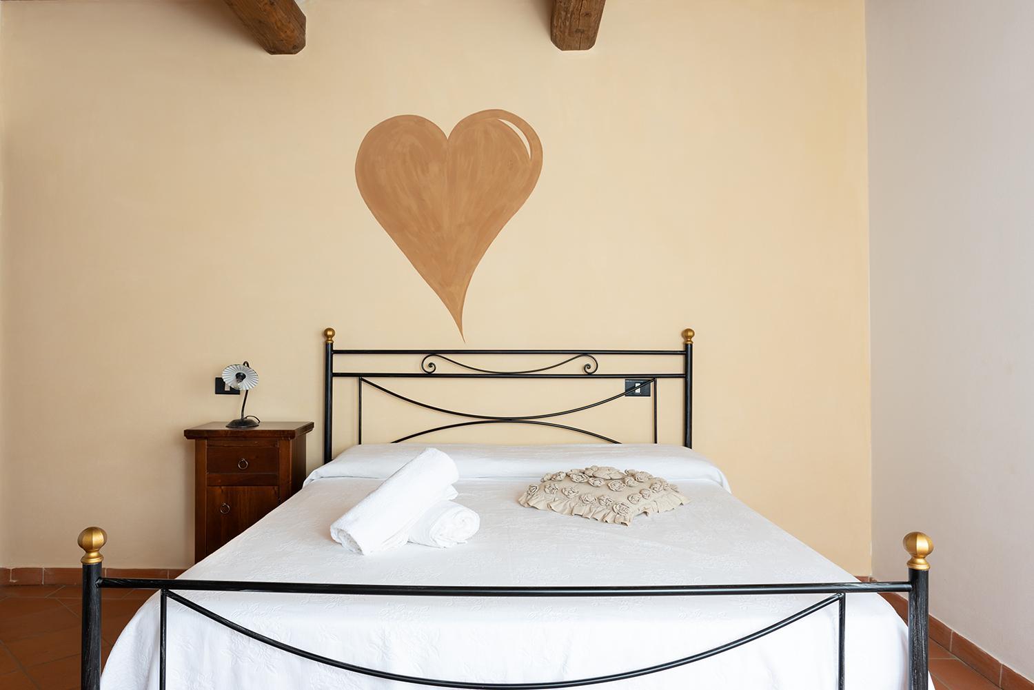 Deluxe Room (2 Adults + 1 Child) photo 1