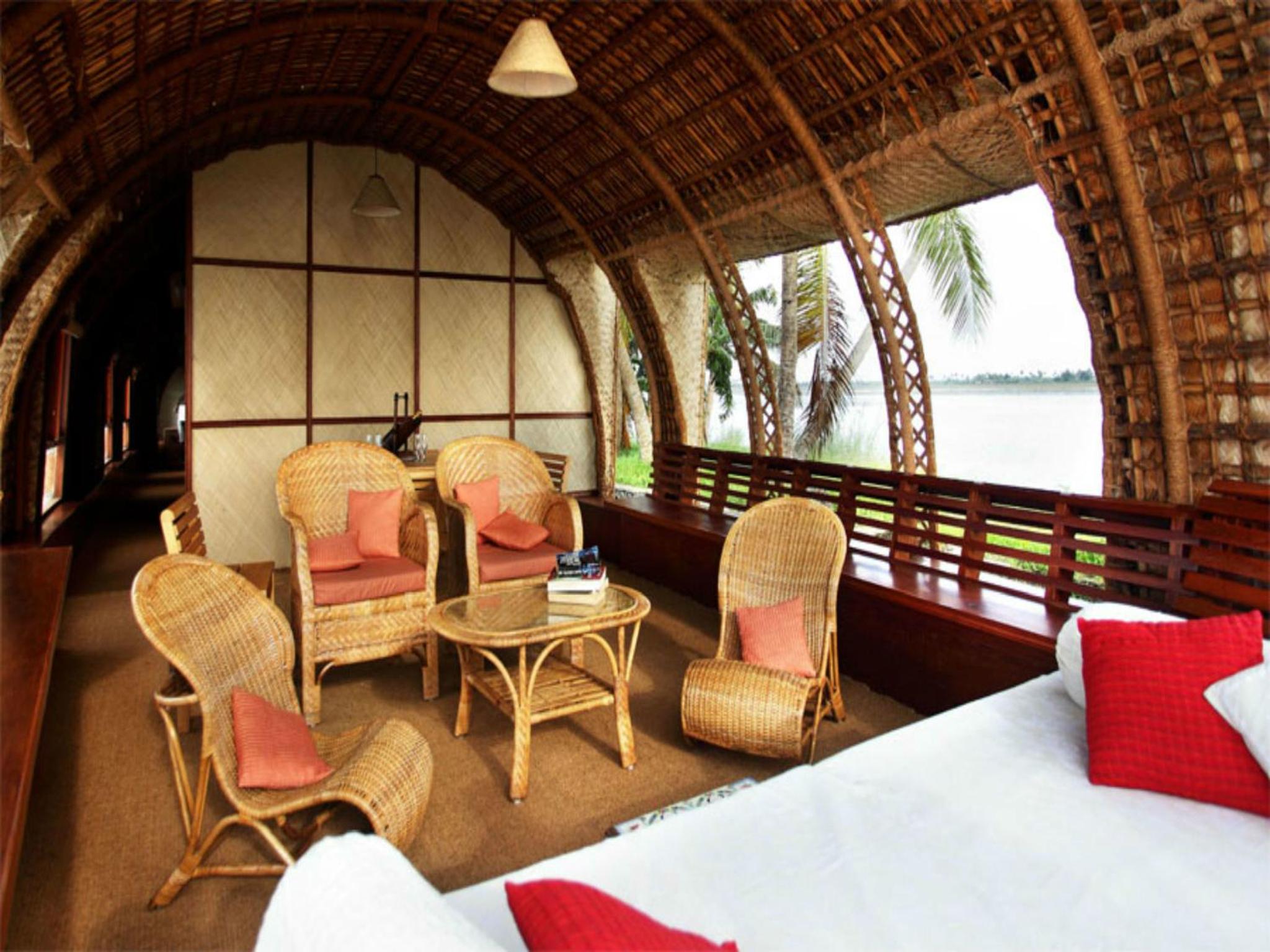 Two Bedroom Houseboat - Photo 7