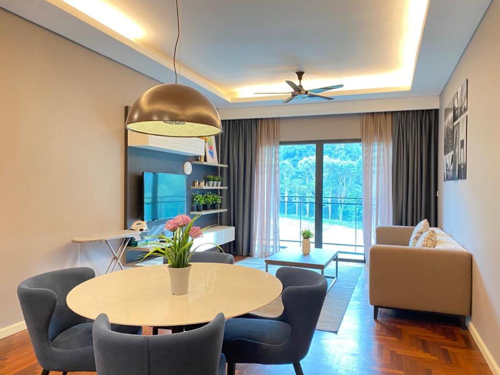 Three-Bedroom Apartment - Photo 2