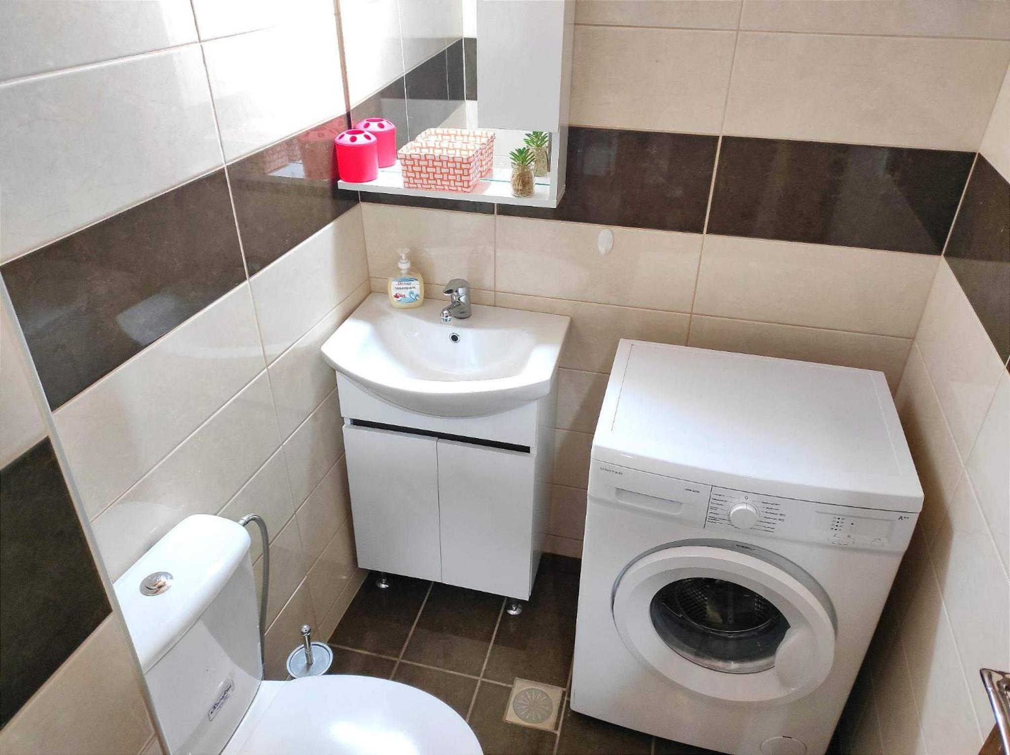 Three-Bedroom Apartment - Photo 13