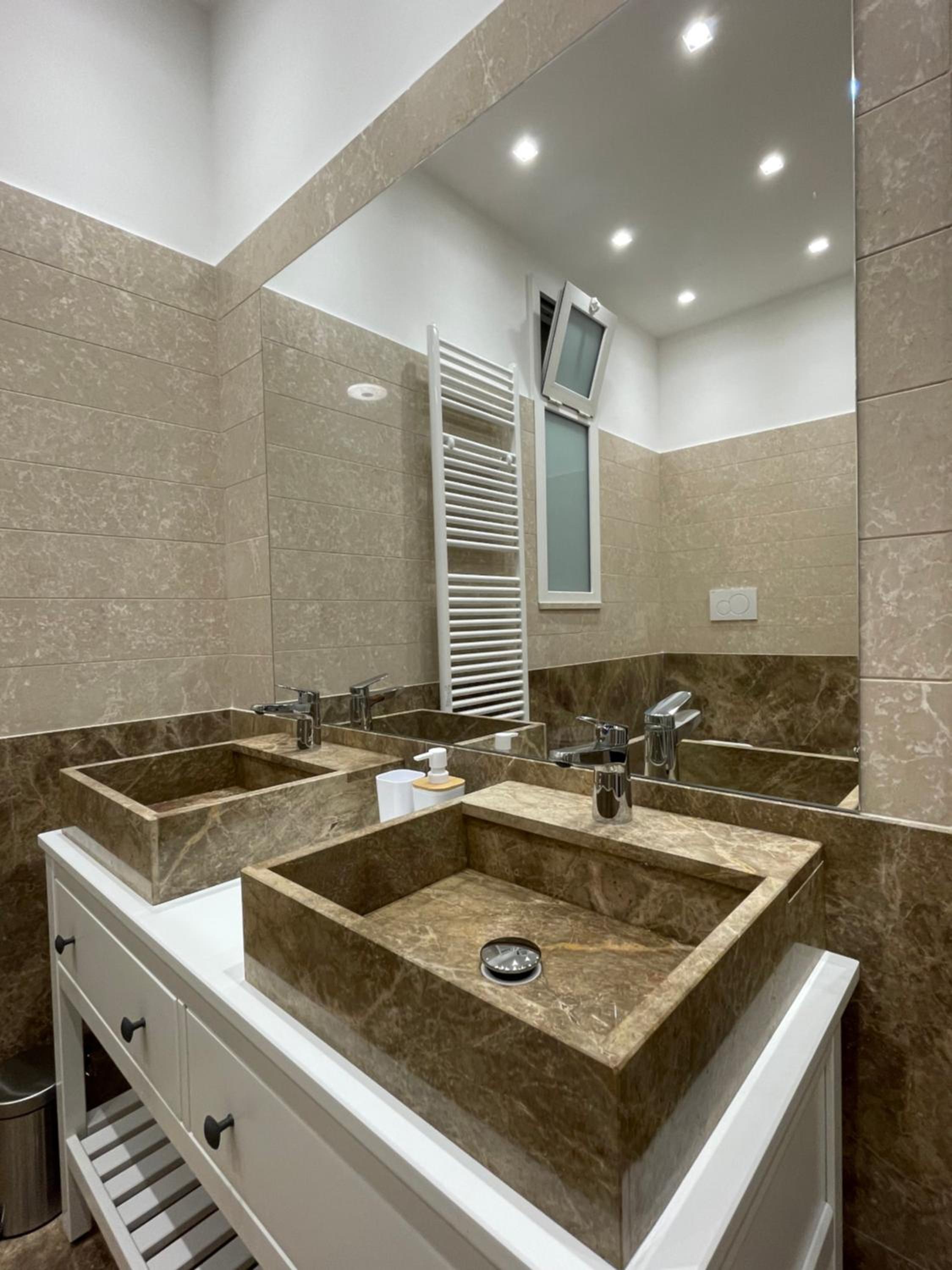 Queen Room with Spa Bath photo 2
