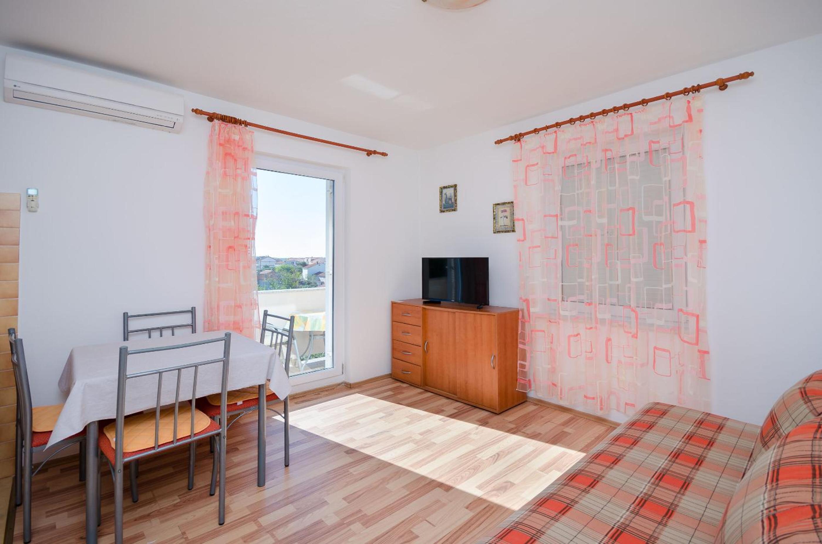 One-Bedroom Apartment with Balcony