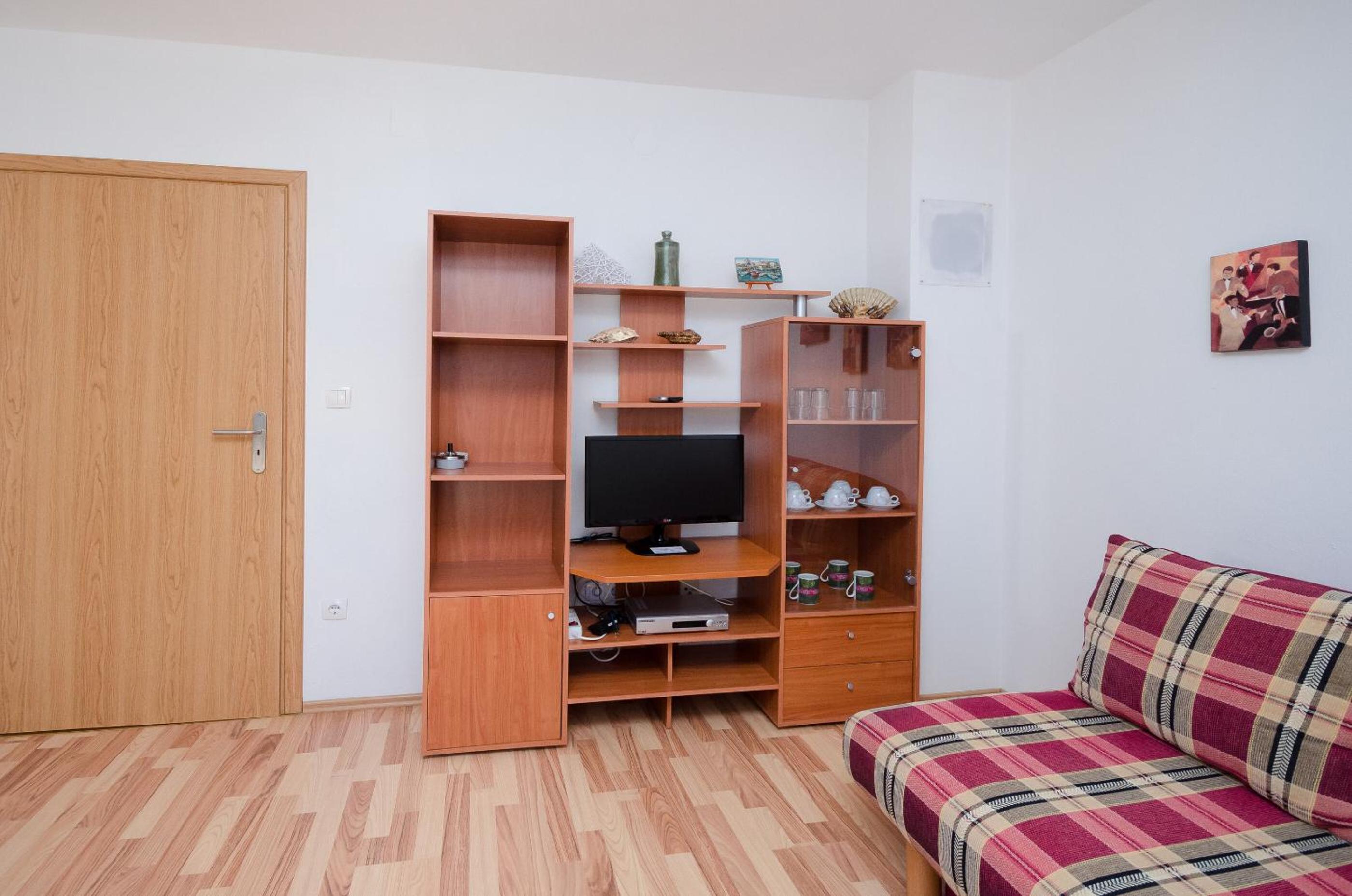 One-Bedroom Apartment - First Floor