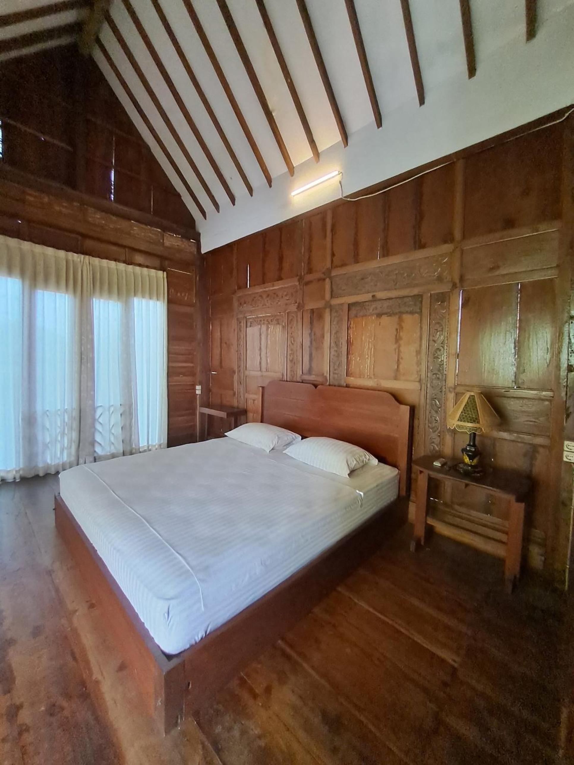 One-Bedroom House photo 1