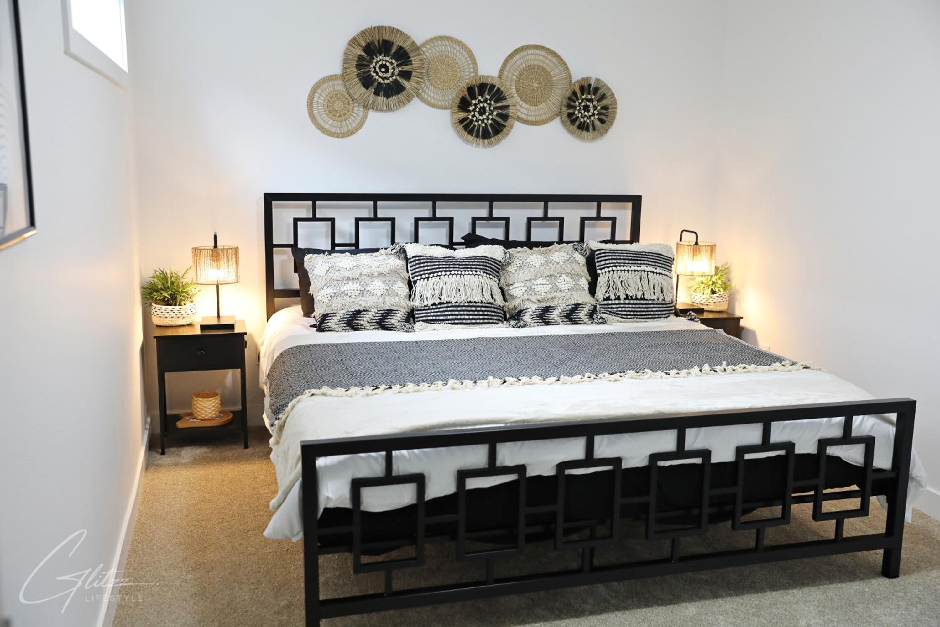 One-Bedroom House photo 1