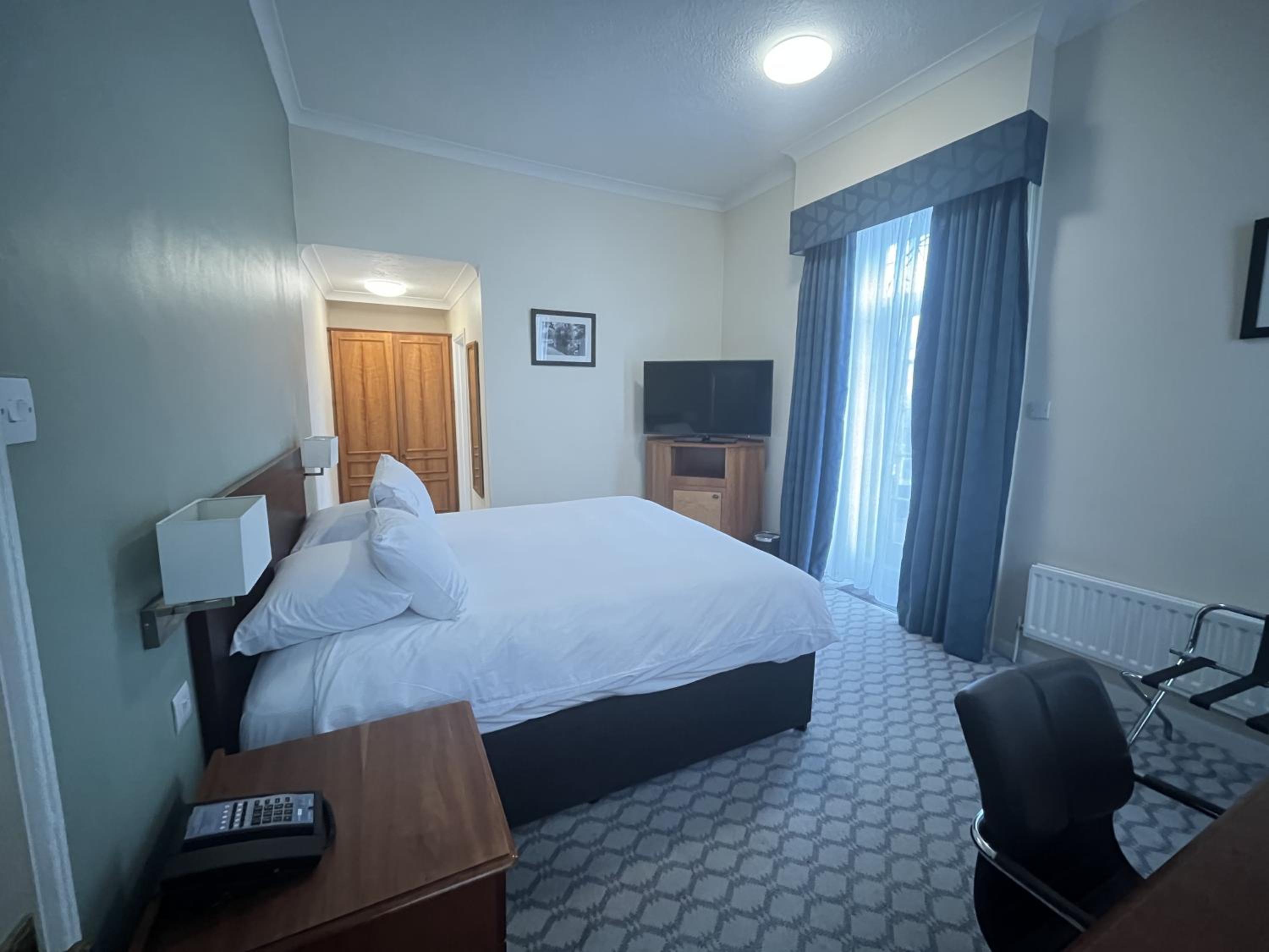 King Suite - Photo 1