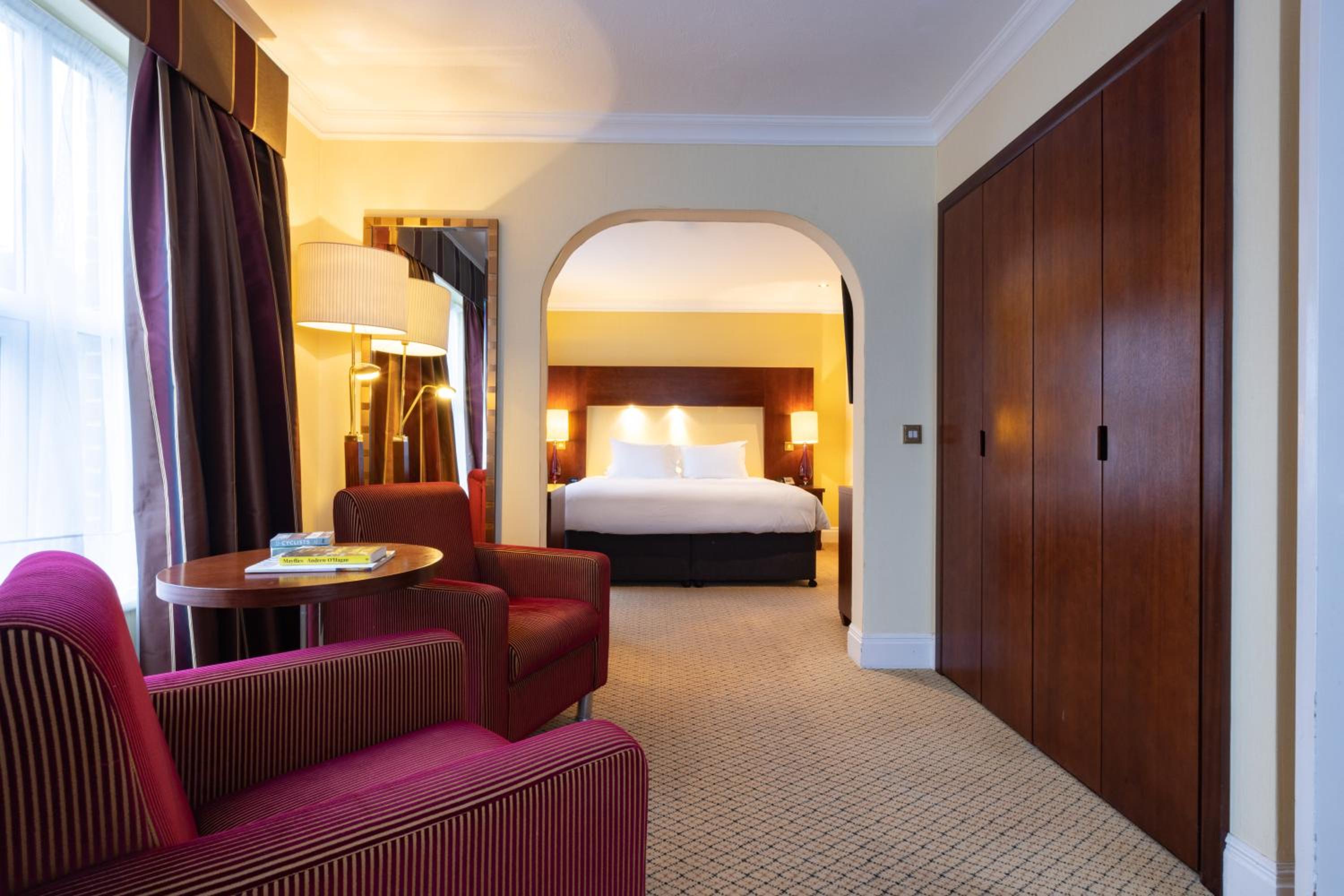 King Suite - Photo 20