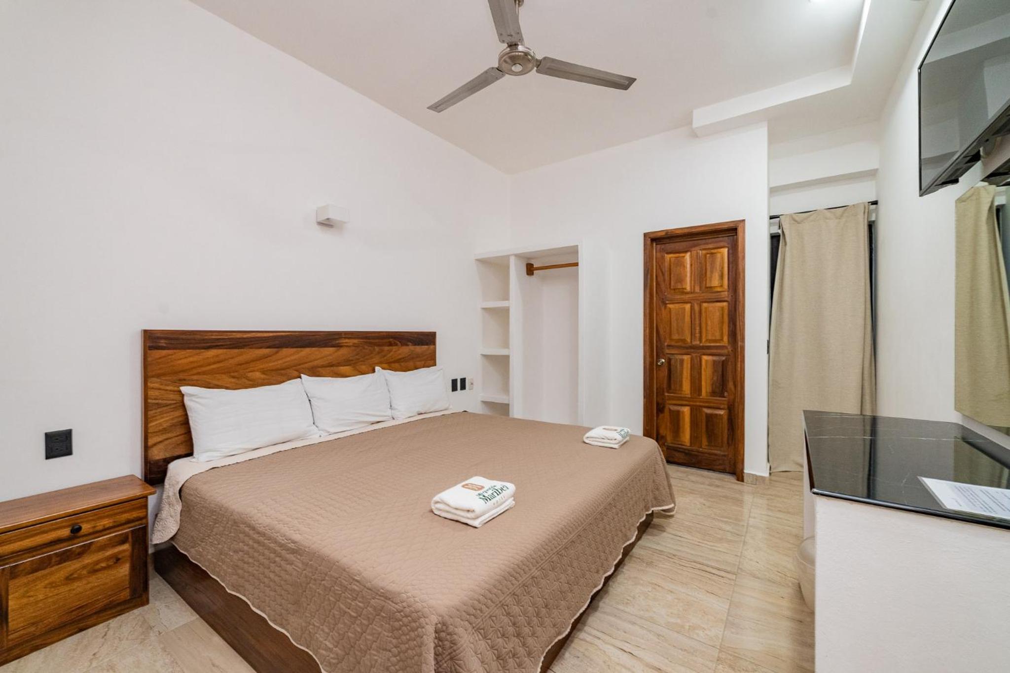 Double or Twin Room photo 1