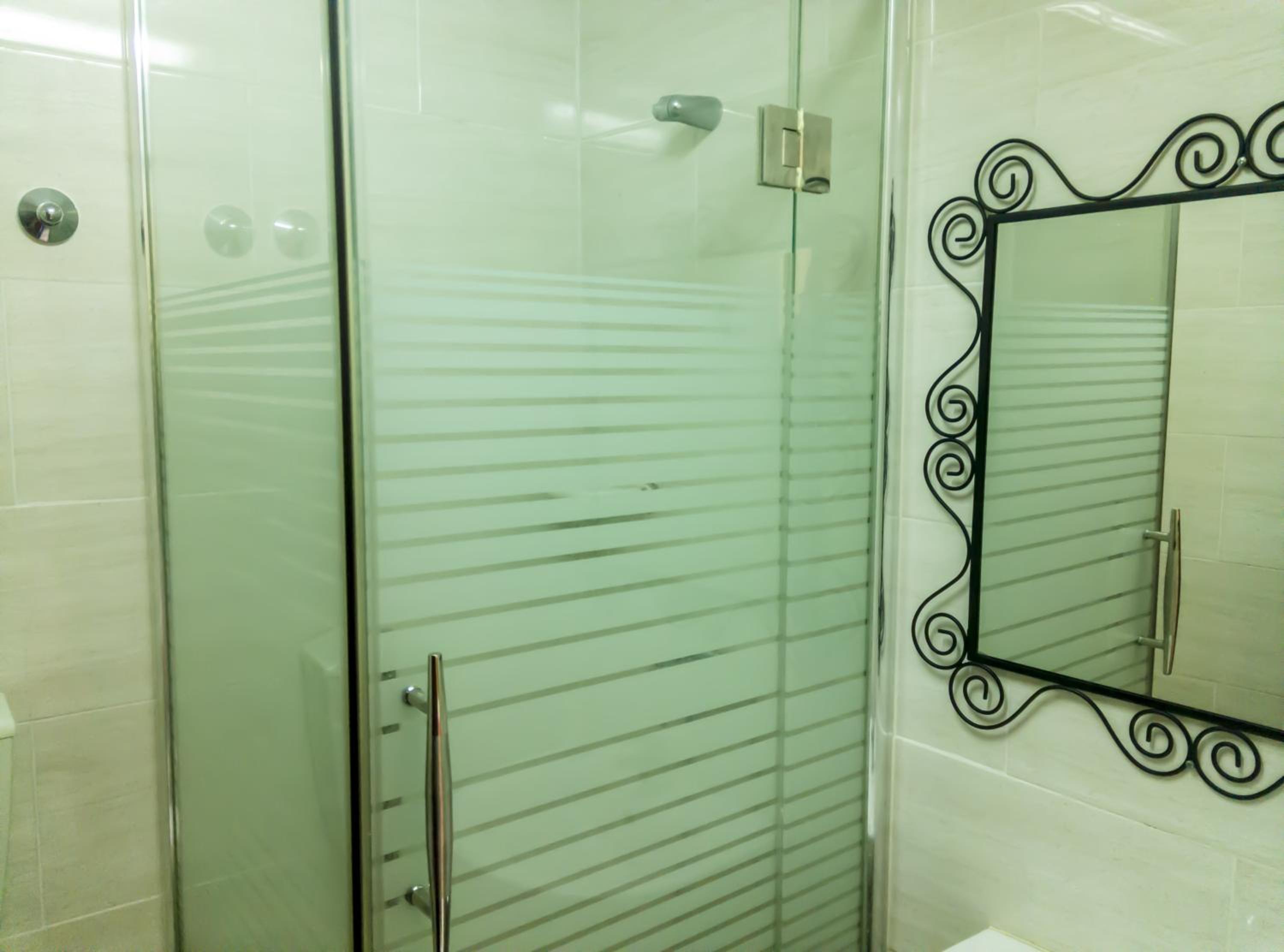 Triple Room with Private Bathroom photo 2