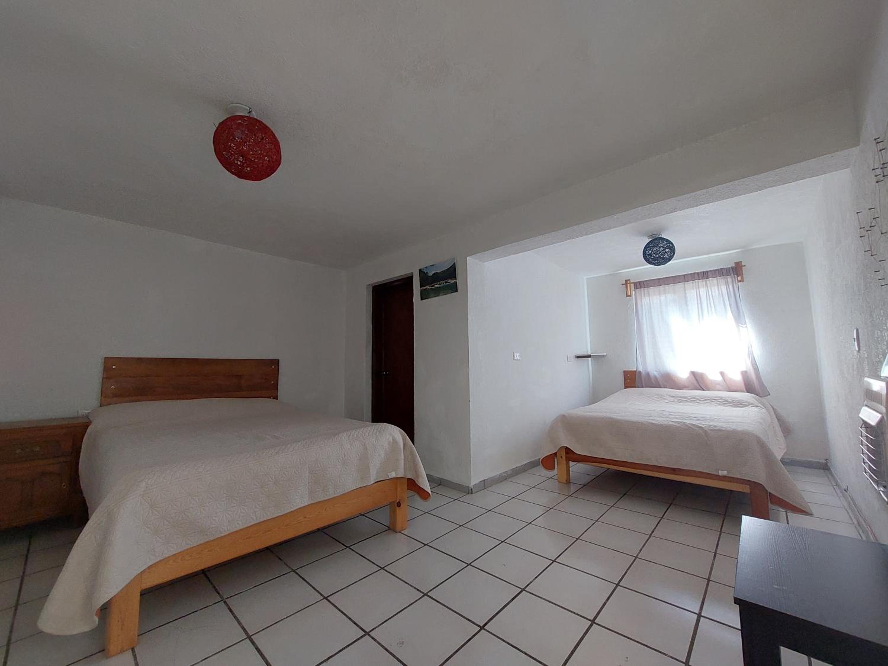 Twin Room with Bathroom - Photo 1