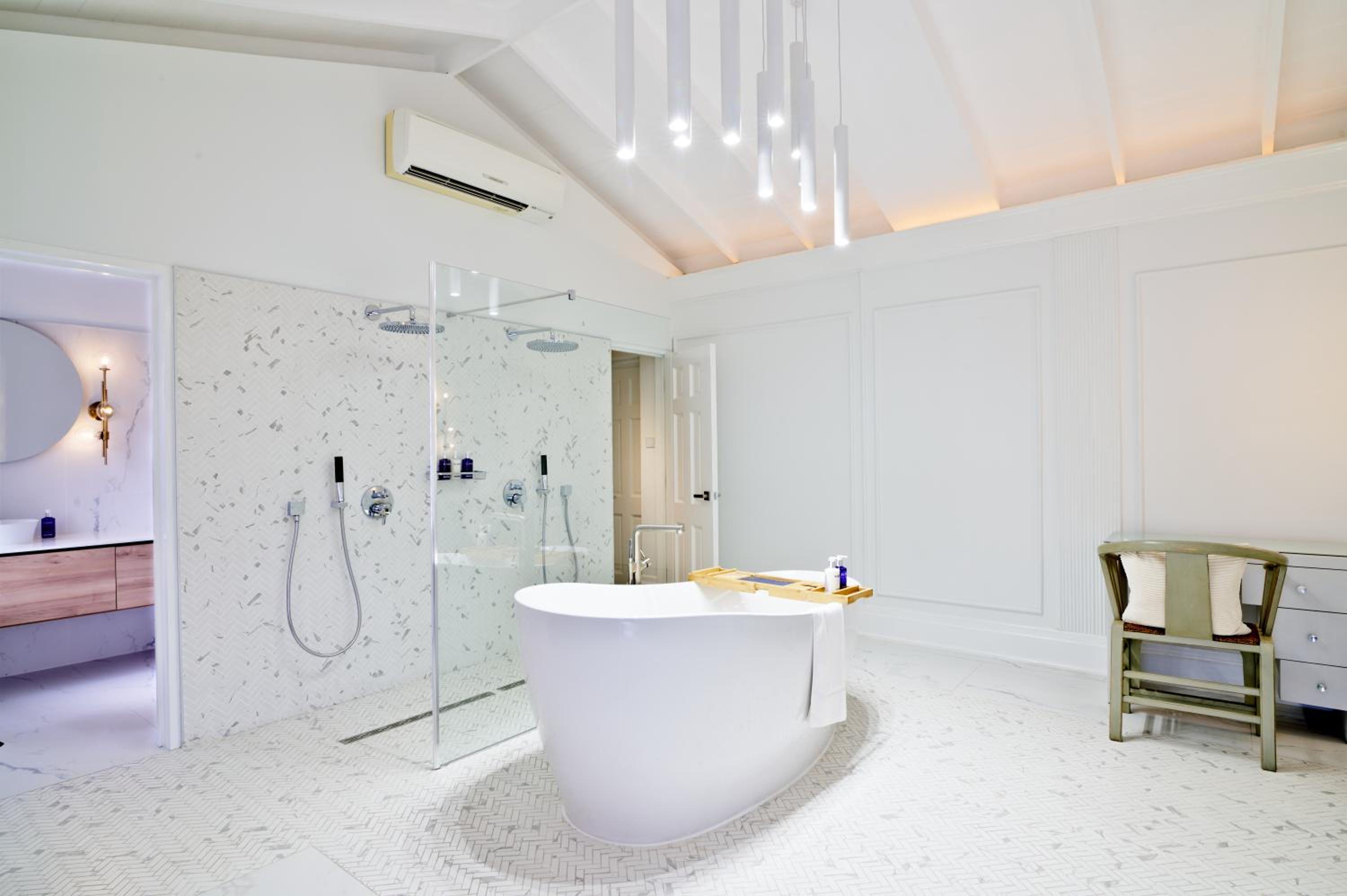 Suite with Private Pool photo 3