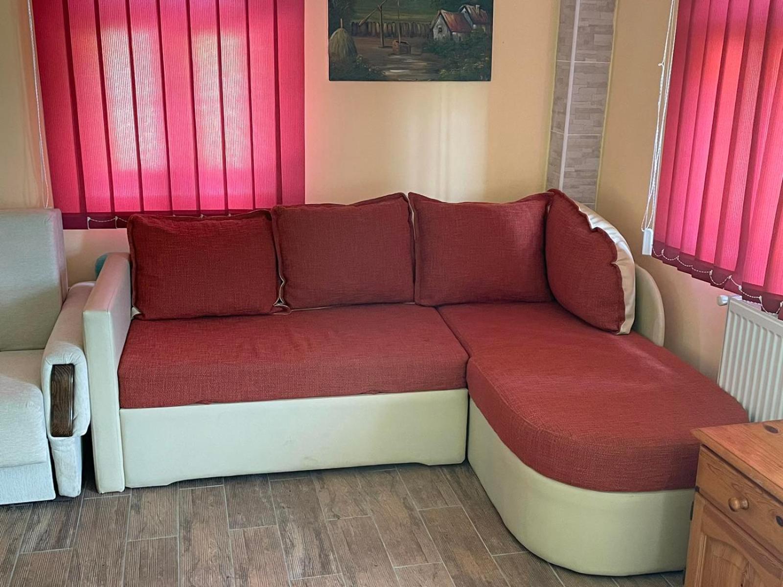 Deluxe Room (2 Adults + 1 Child) photo 1