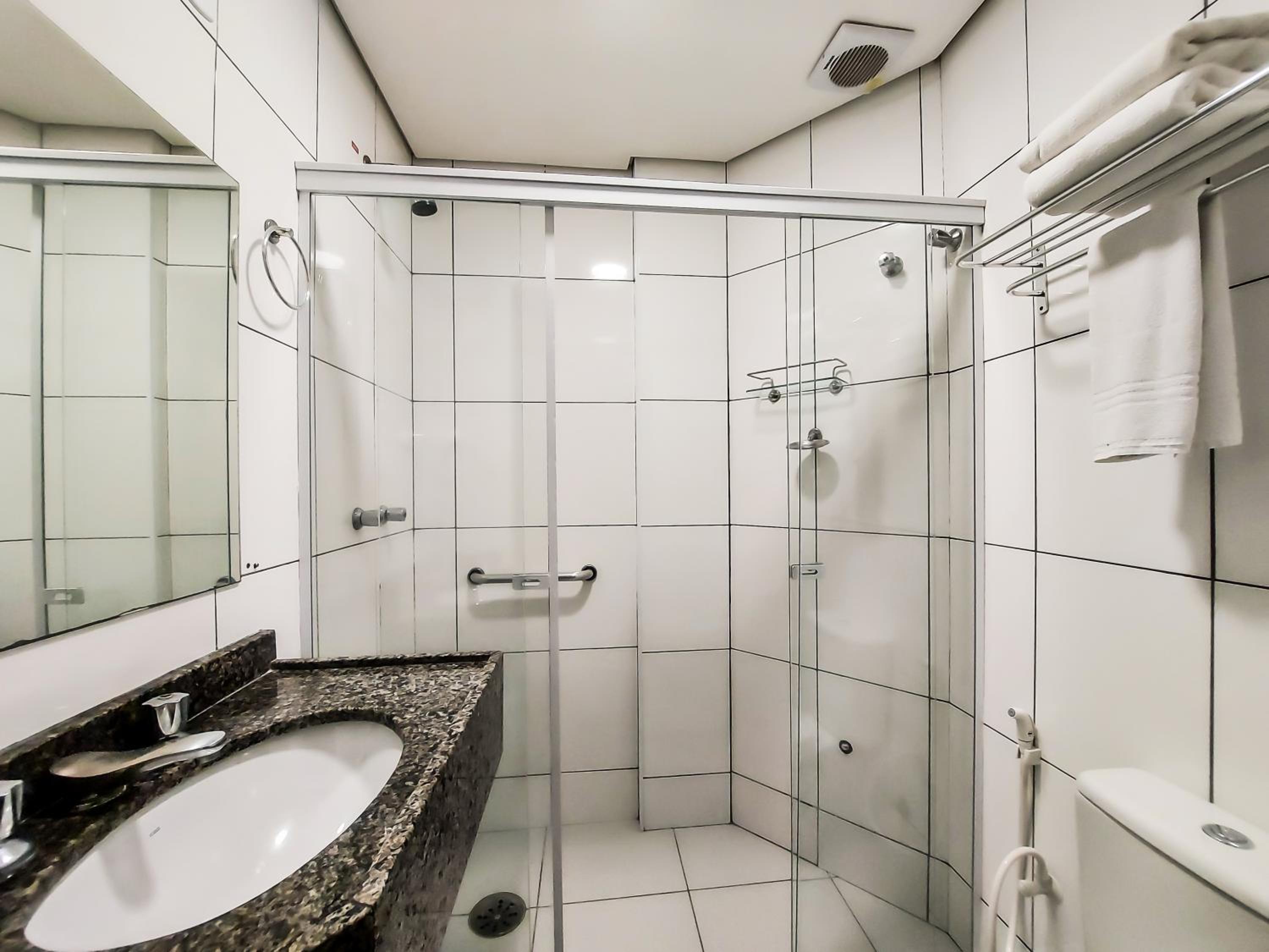 Deluxe Double or Twin Room photo 2