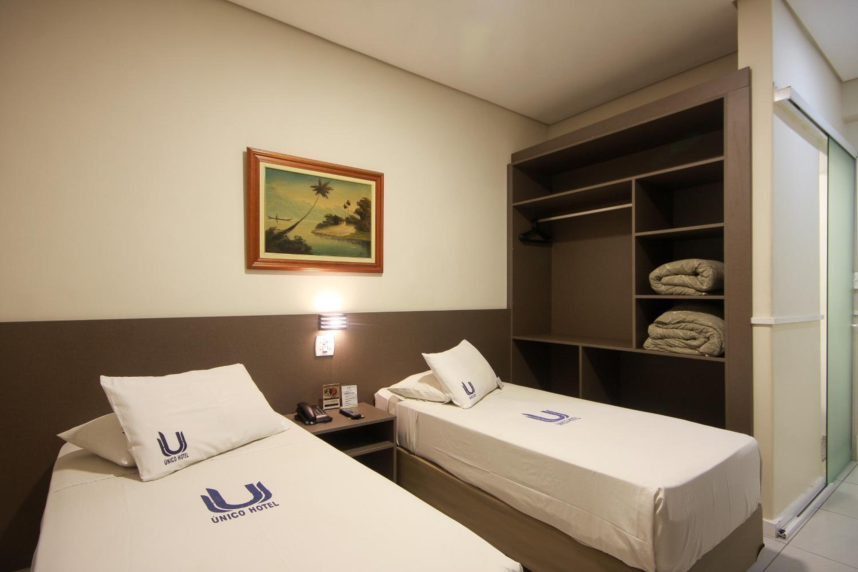 Deluxe Double or Twin Room photo 1