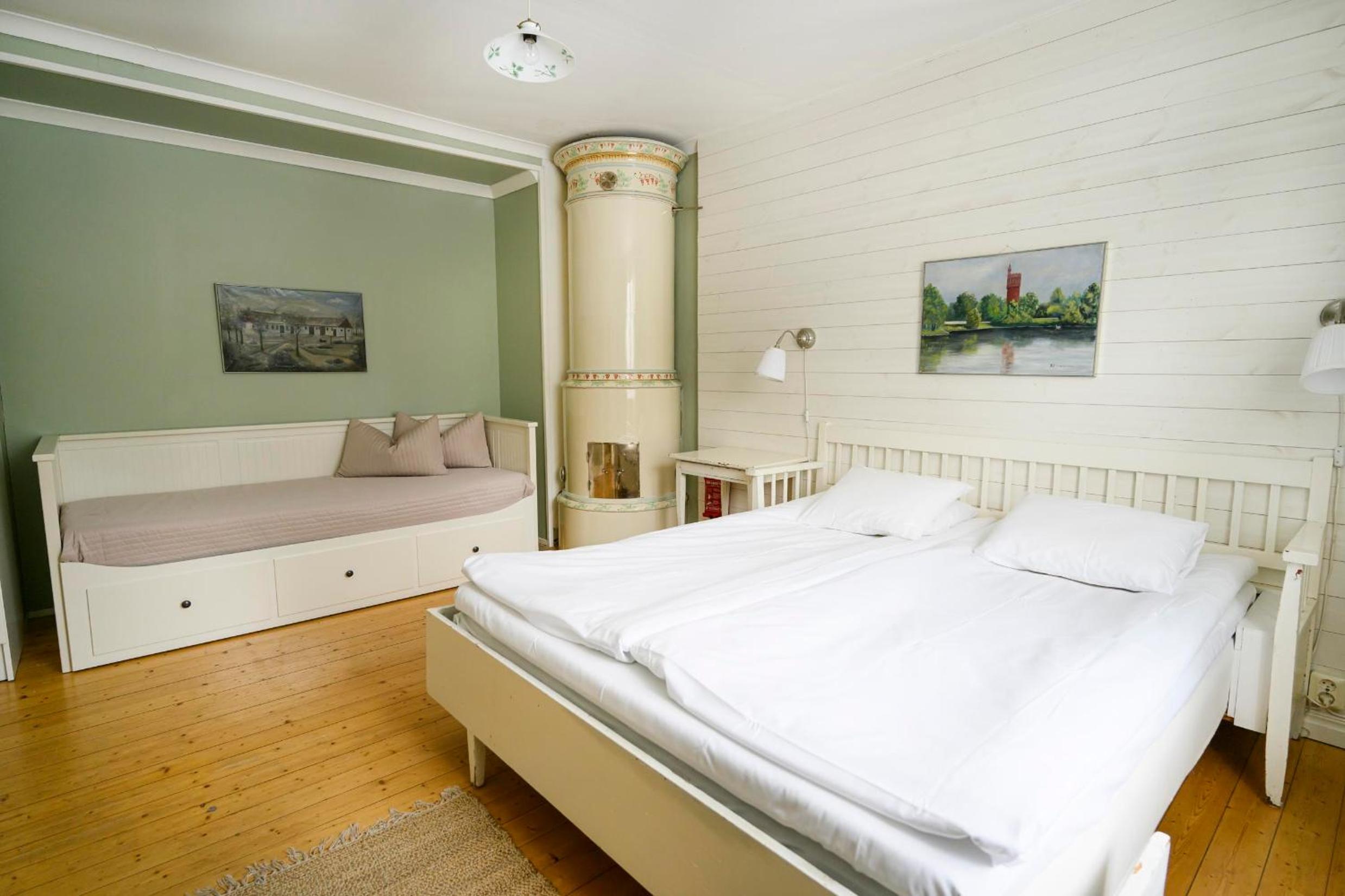 Quadruple Room with Private External Bathroom photo 2