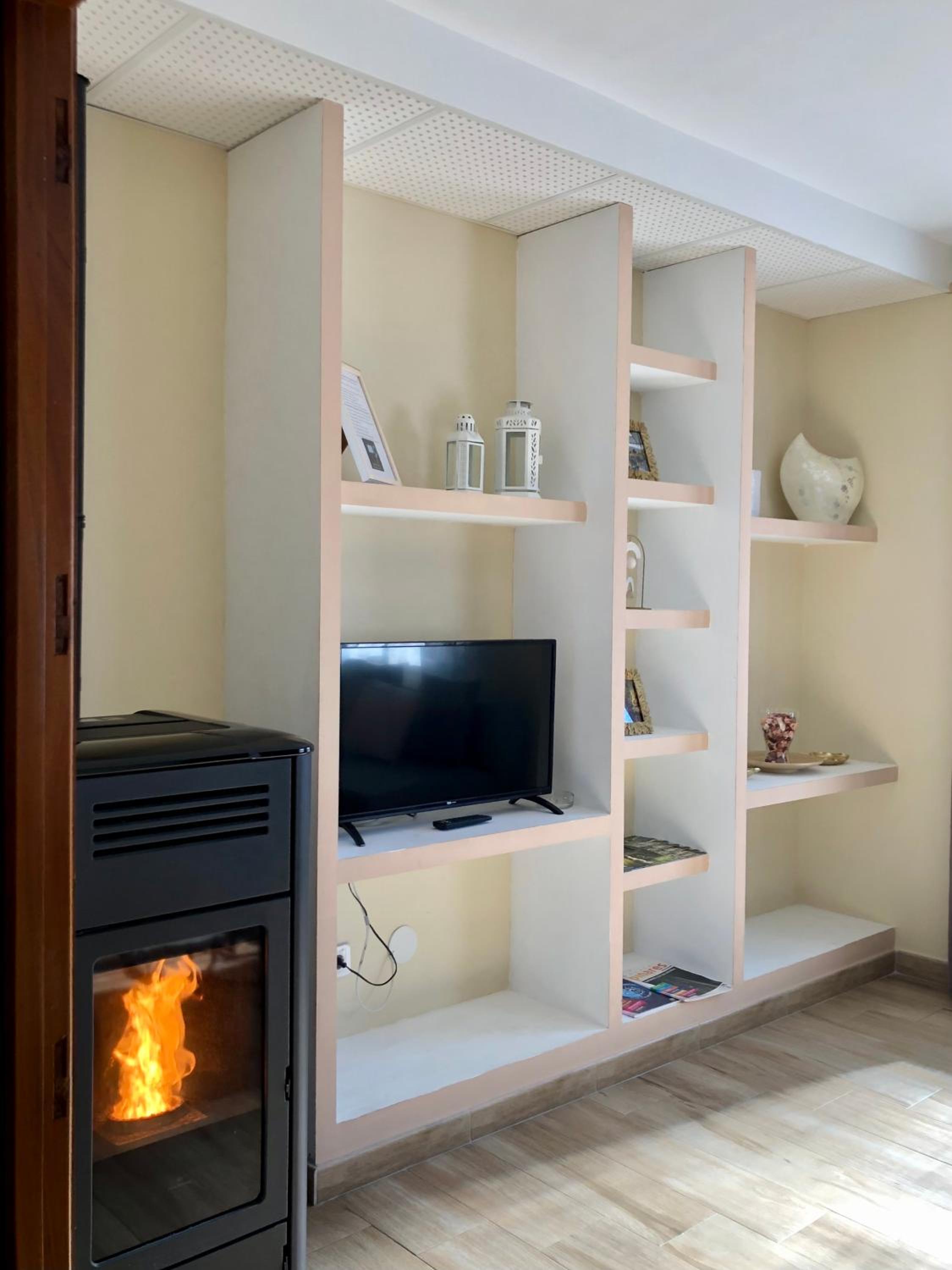 Three-Bedroom Apartment - Photo 14
