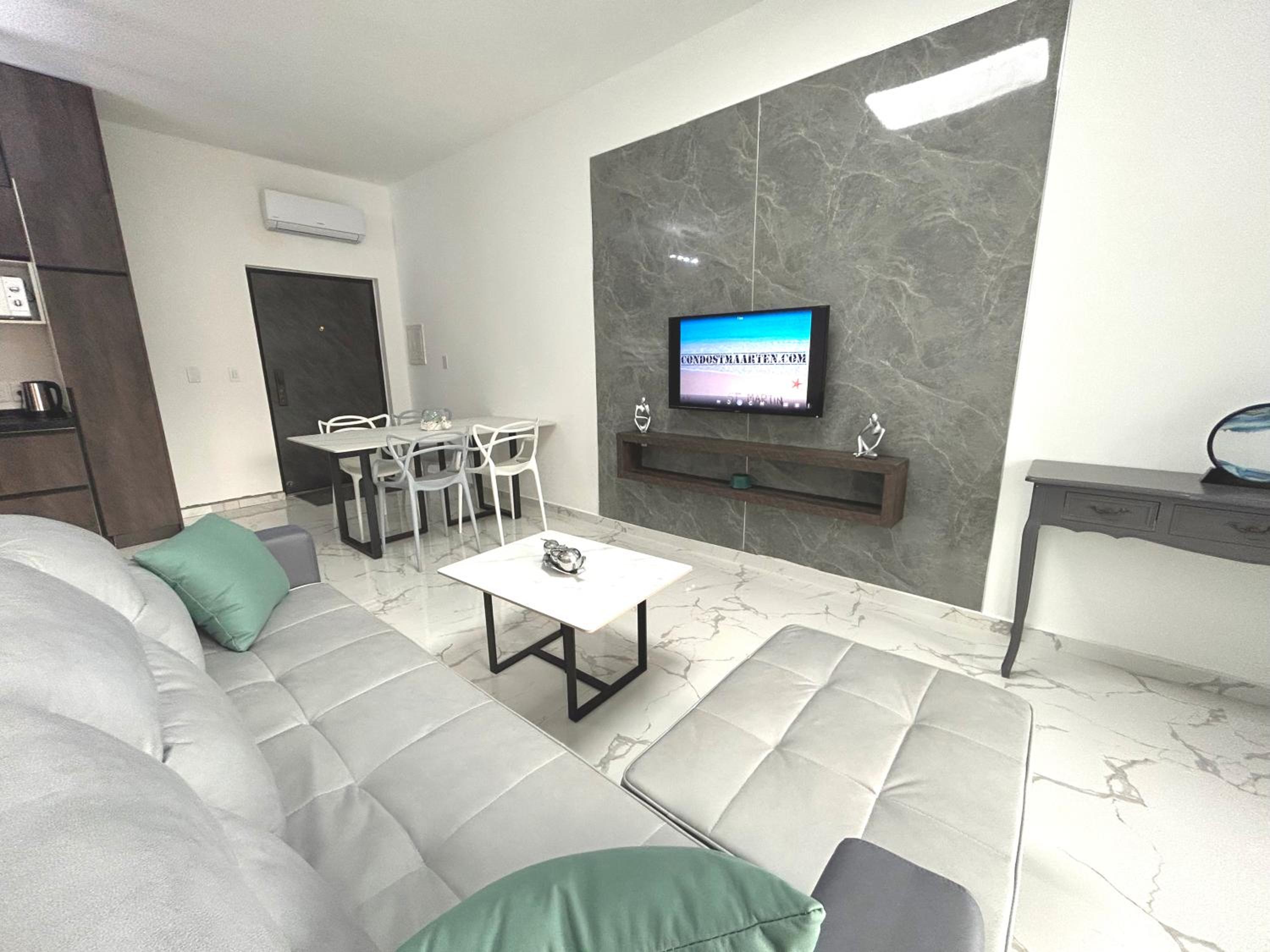Standard Apartment photo 3