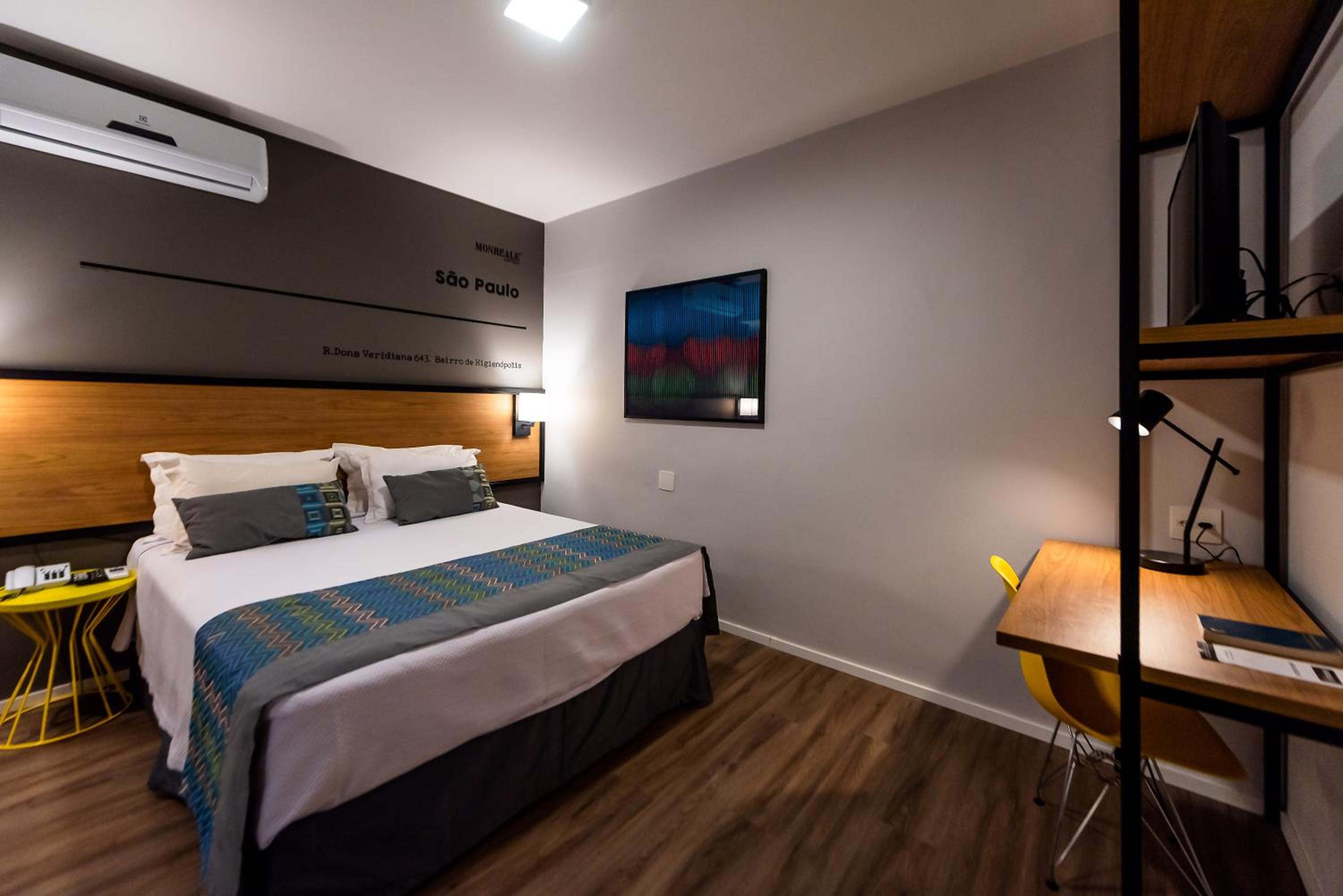 Standard Triple Room ( 3 Single Beds) thumbnail 6