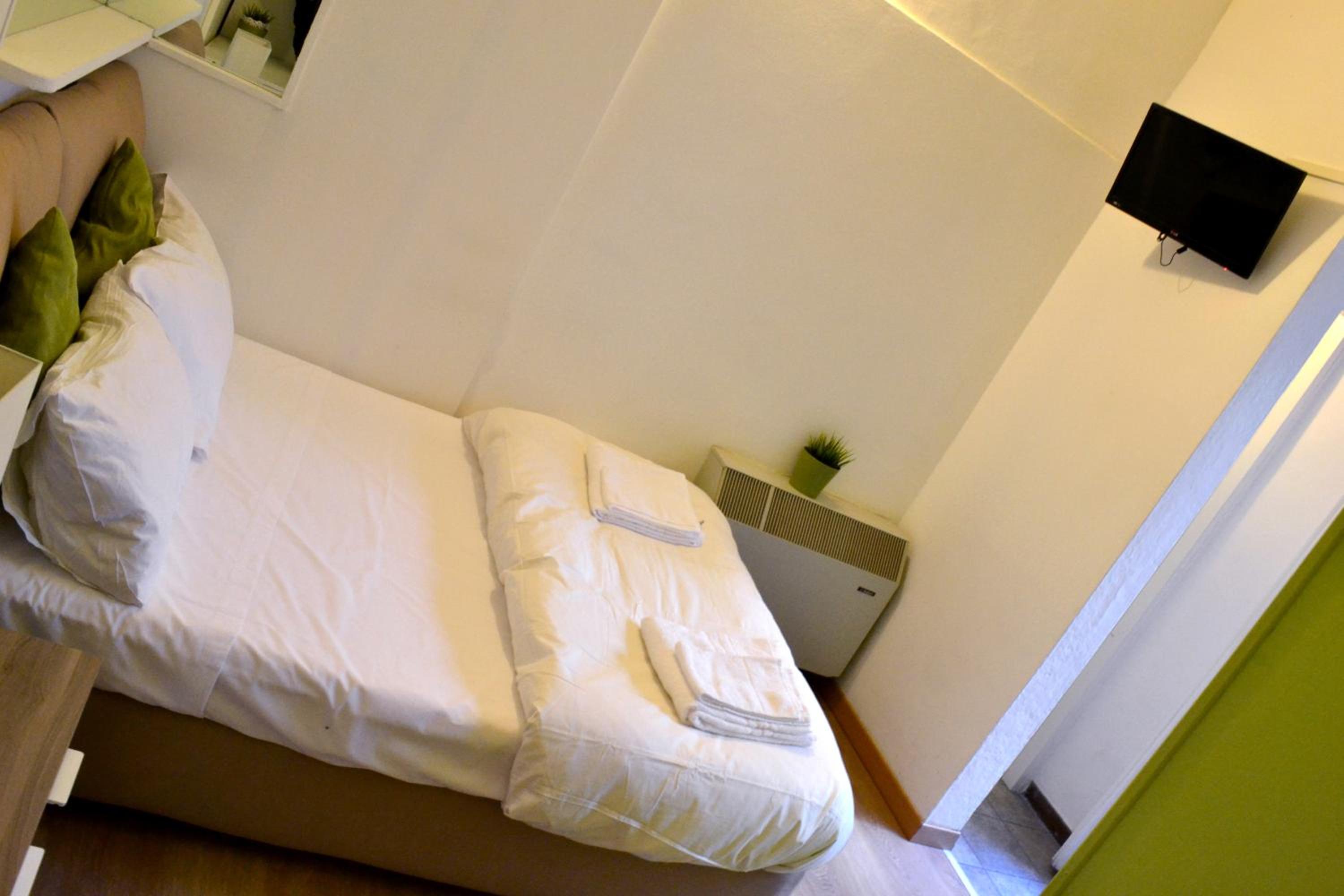 Economy Double Room photo 1