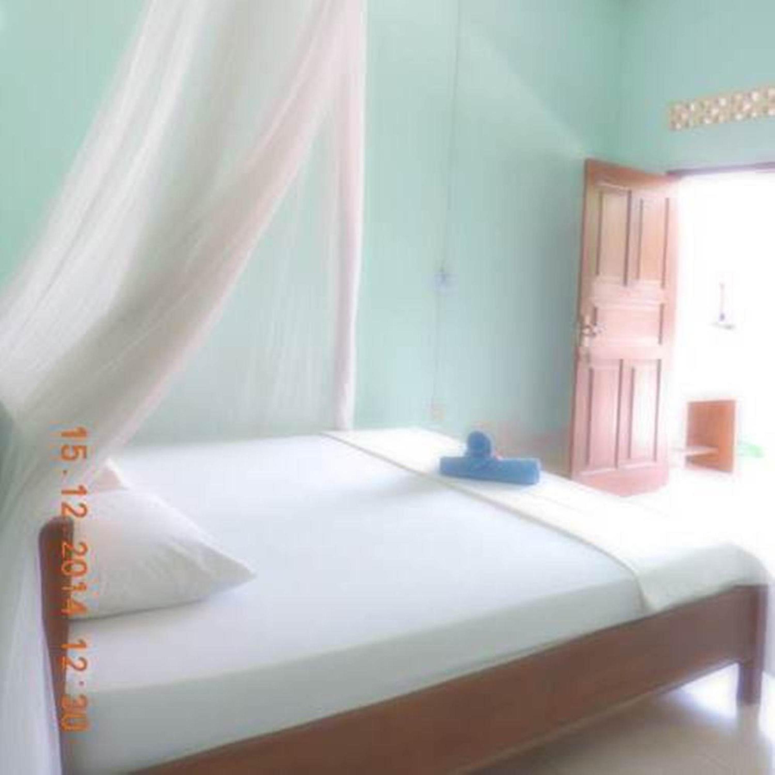 Double Room - Photo 4