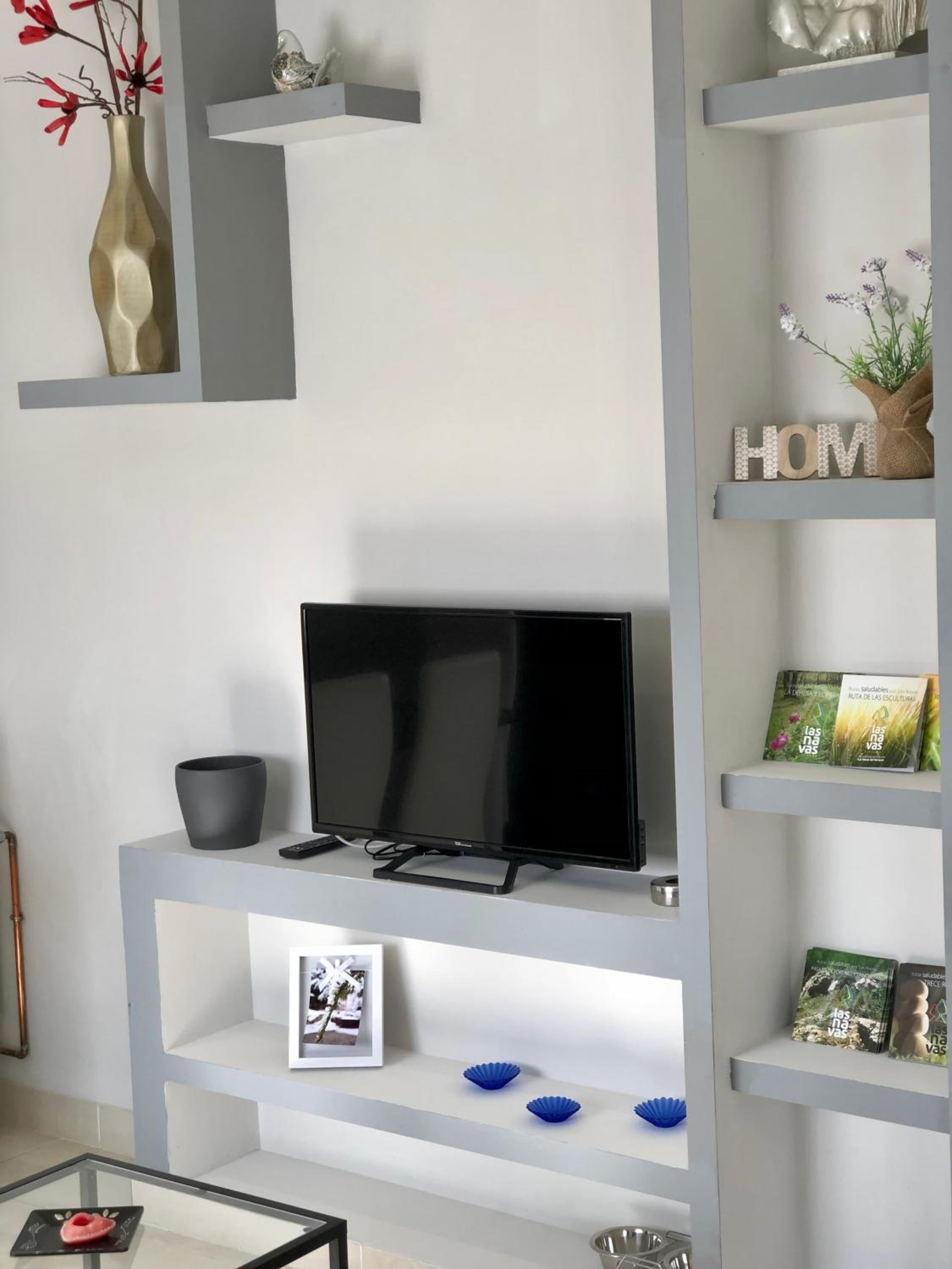 Three-Bedroom Apartment - Photo 18