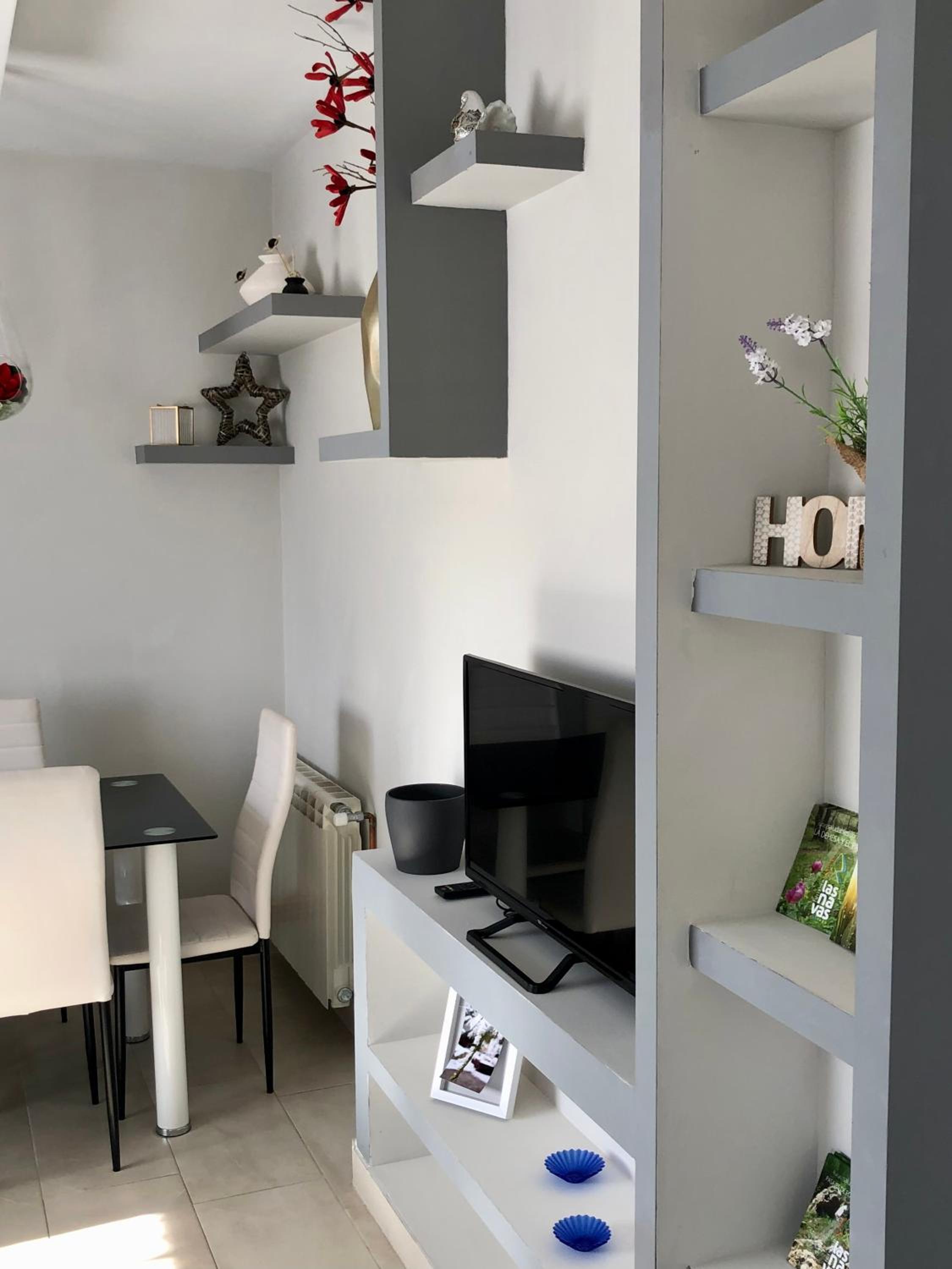 Three-Bedroom Apartment - Photo 25