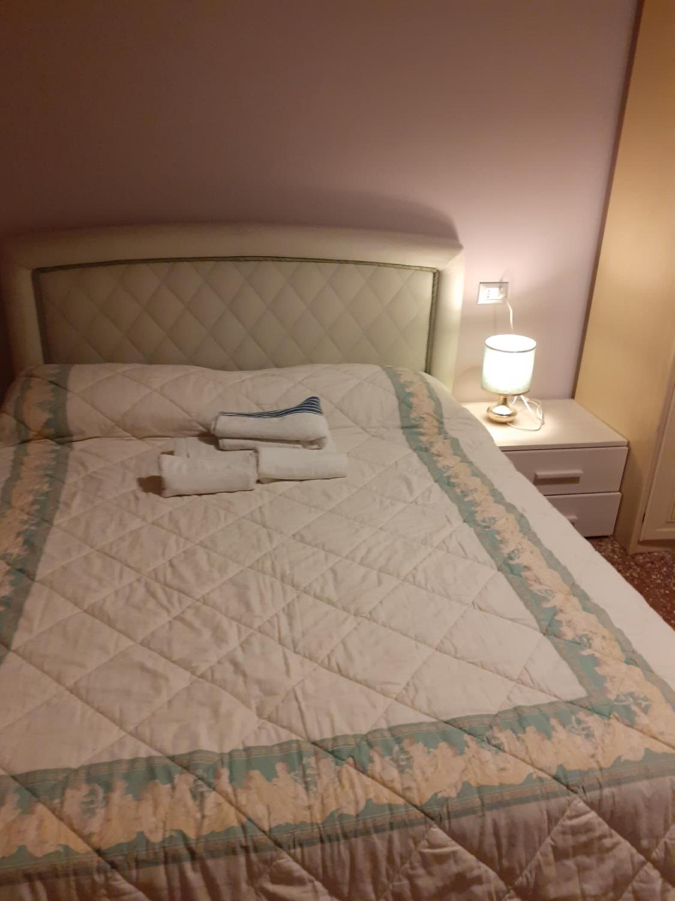 Double or Twin Room with Shared Bathroom