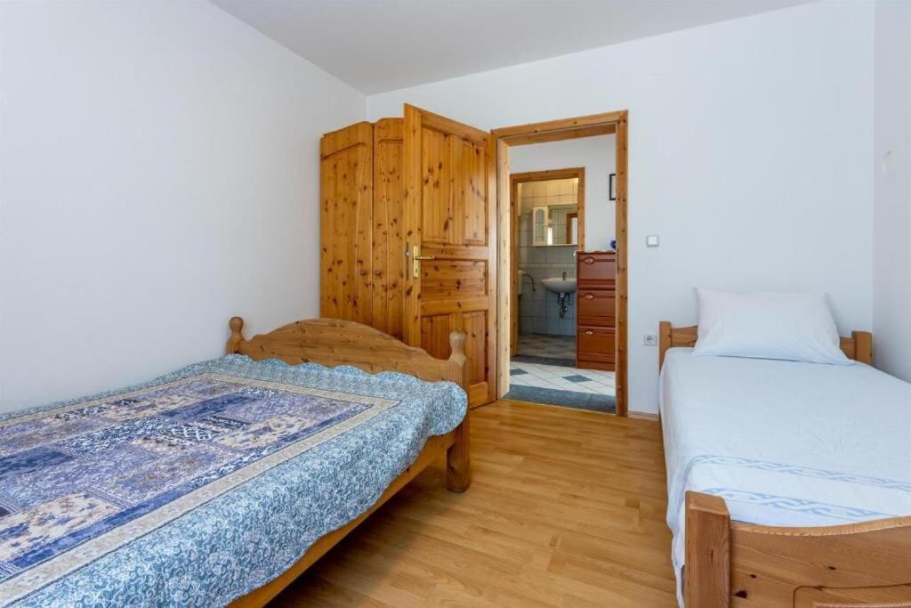 Two-Bedroom Apartment Standard photo 2