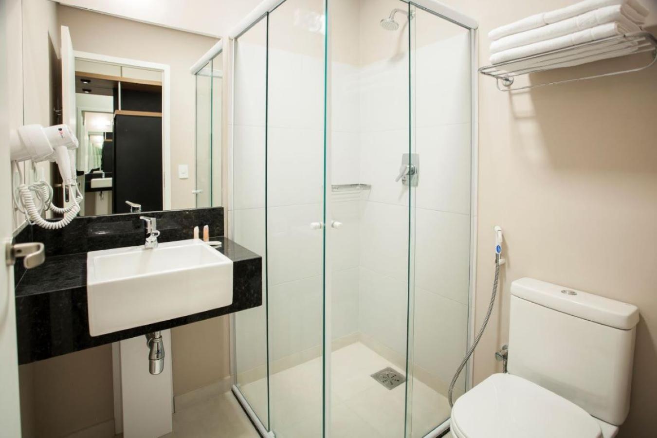 Deluxe Double Room (2 Adults + 1 Child) photo 2