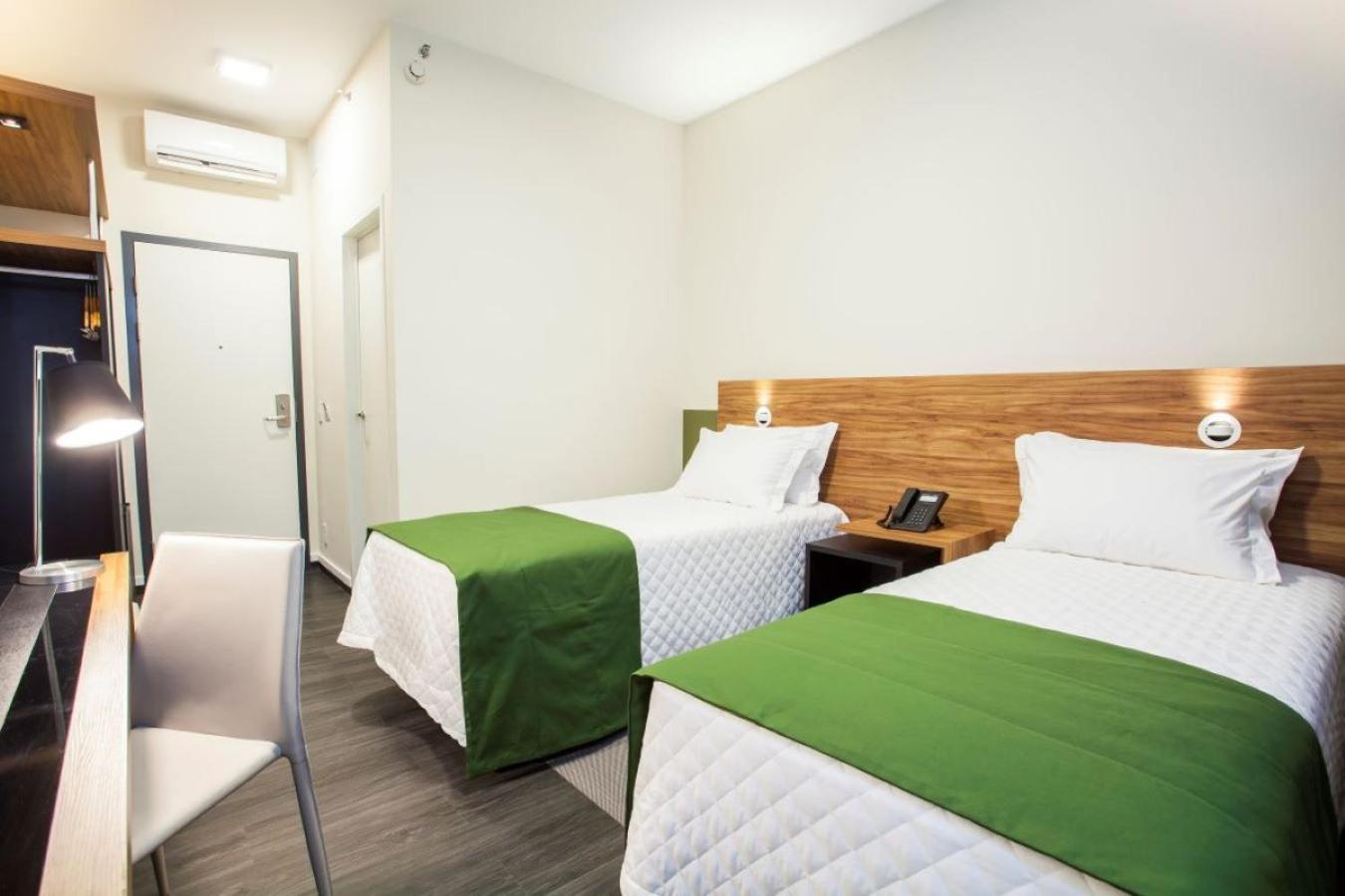 Deluxe Double Room (2 Adults + 1 Child) photo 1