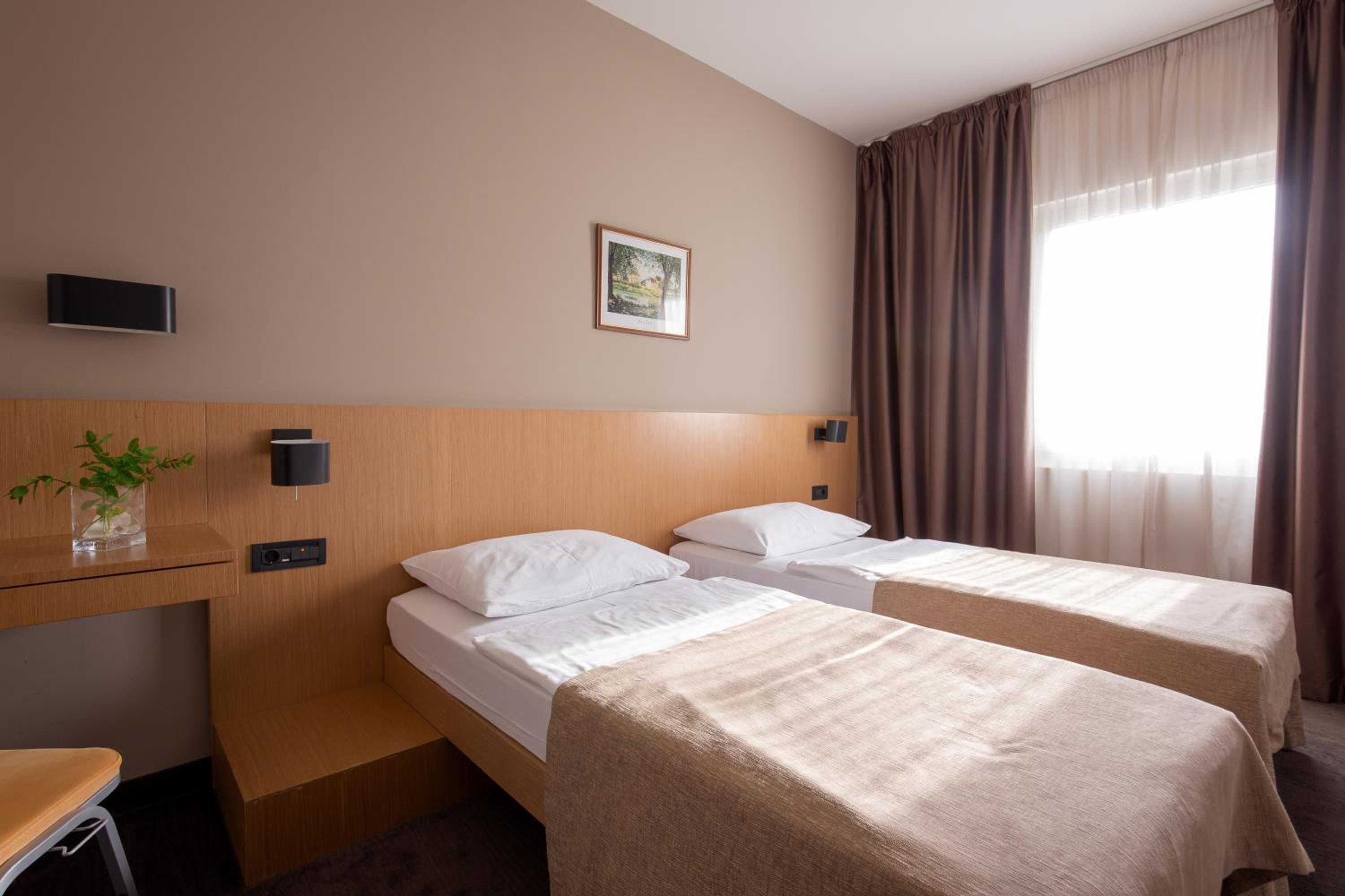 Special Offer - Economy Double Or Twin Room - Best Available Rate photo 1