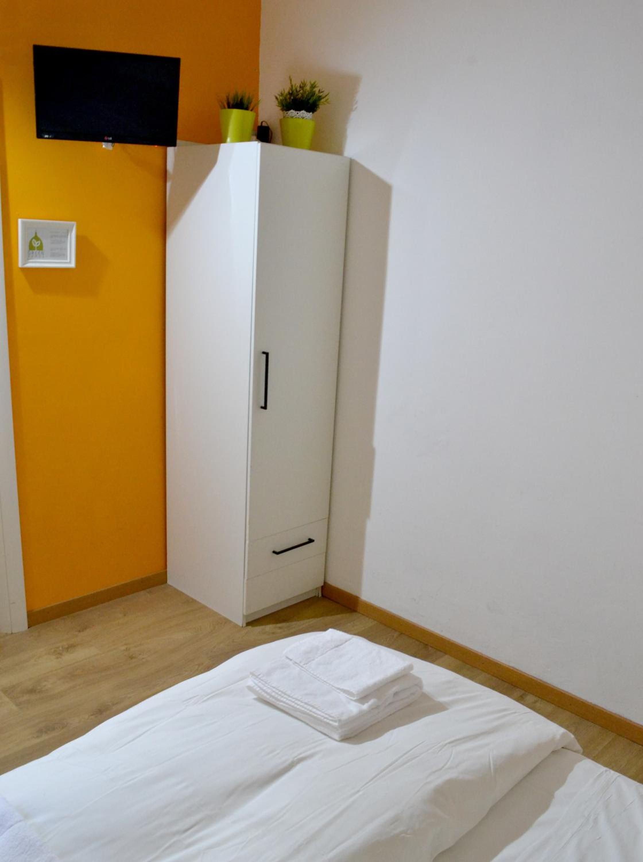 Budget Double Room photo 2