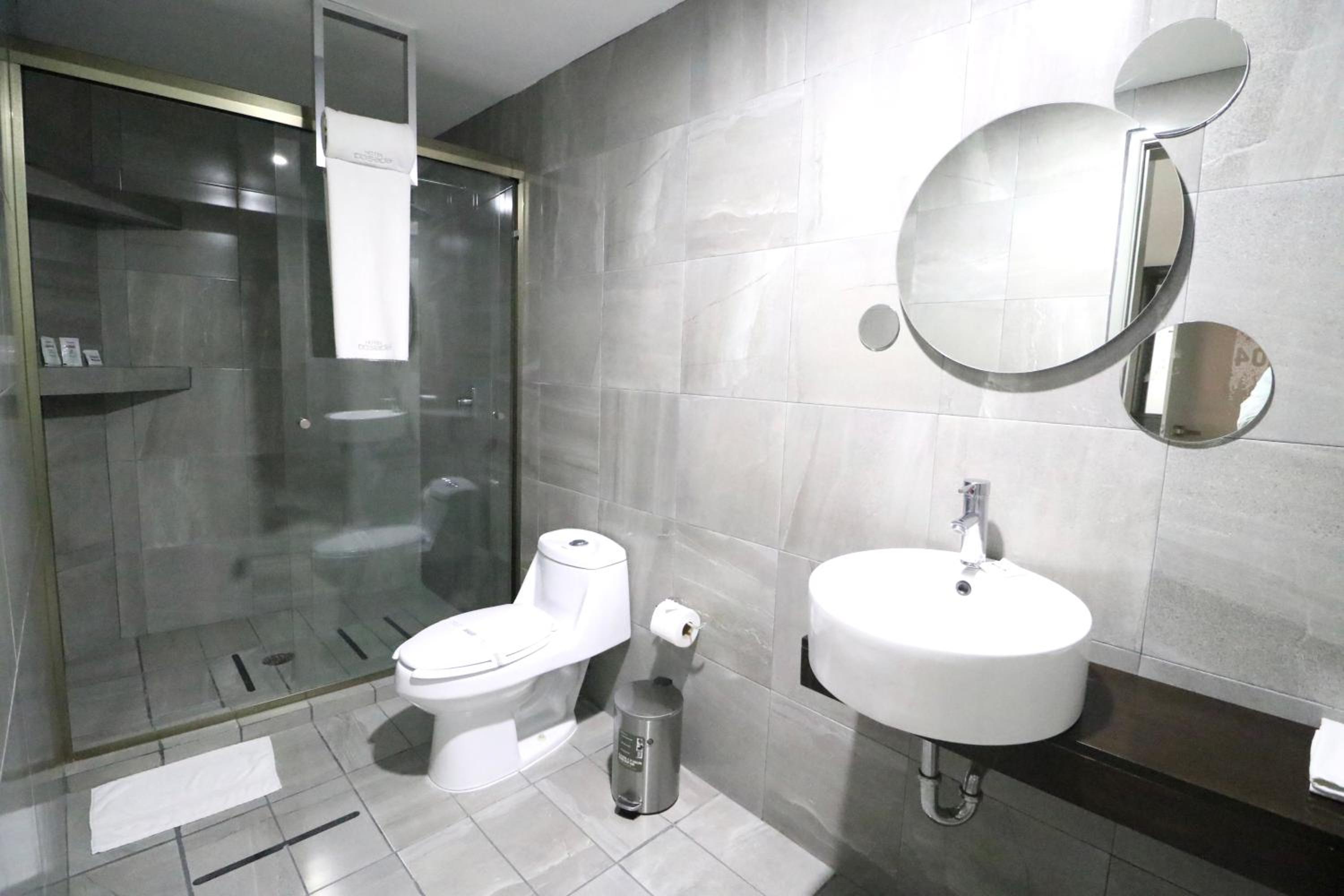 Standard Double Room with Two Double Beds photo 3