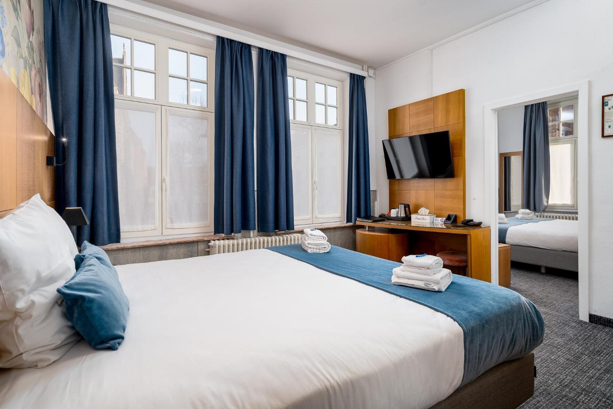 Quadruple Room - Photo 2