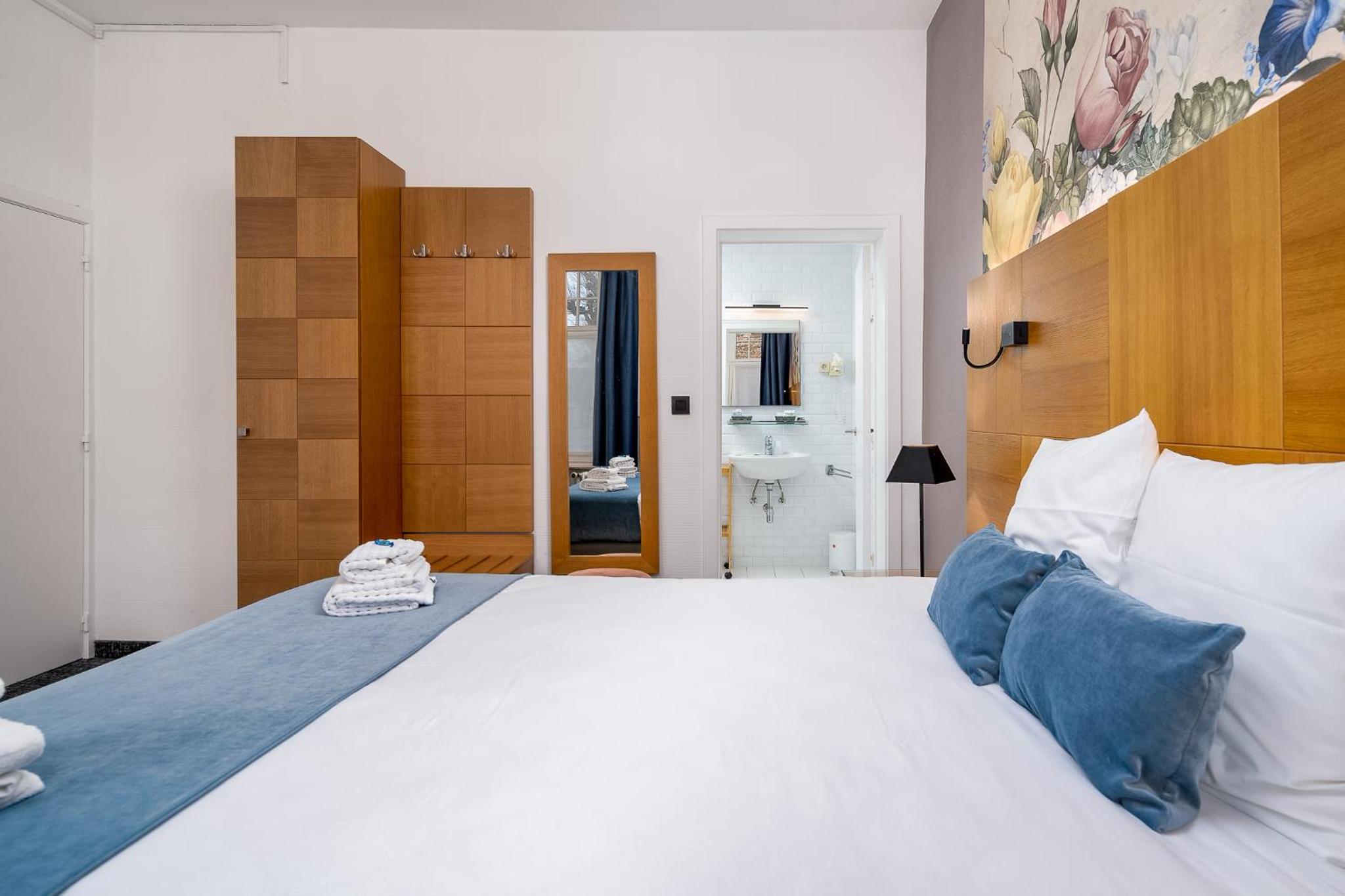 Quadruple Room - Photo 3