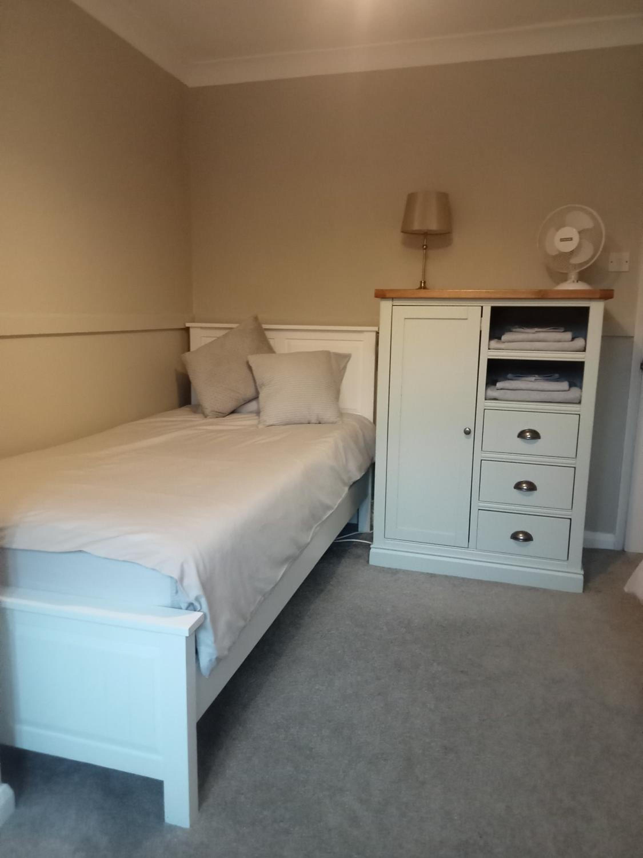 Two-Bedroom House photo 2