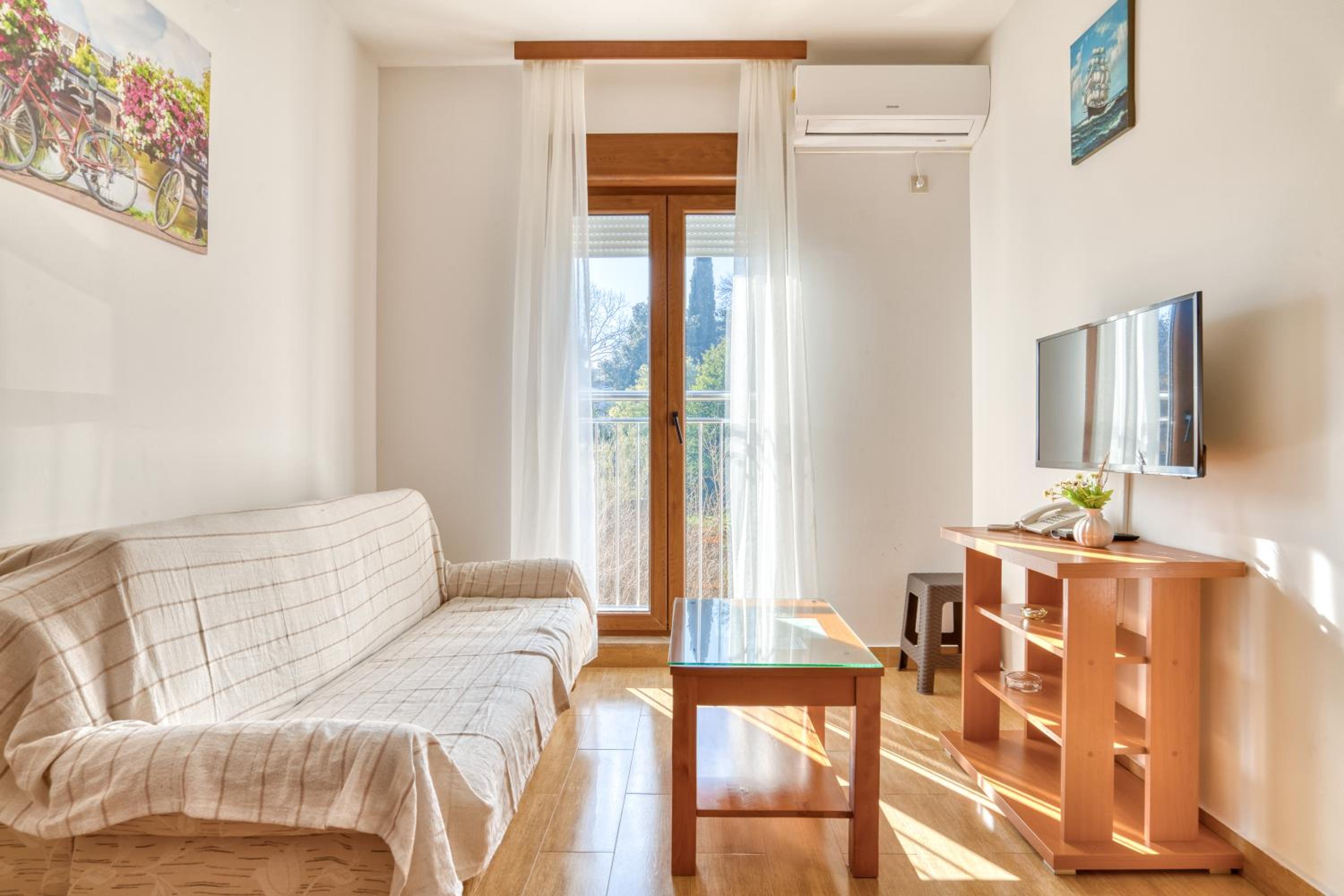 One-Bedroom Apartment with Balcony - Photo 1