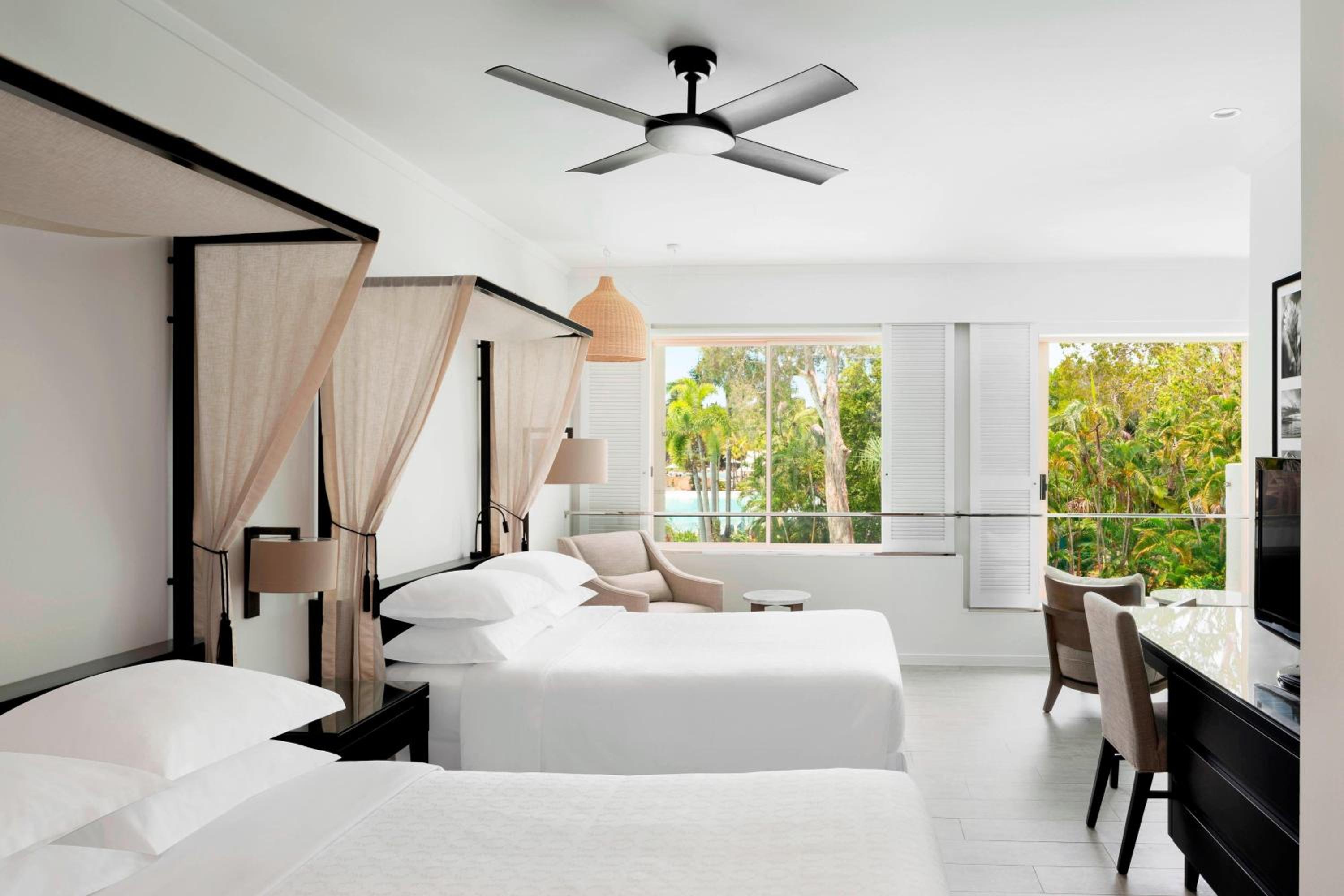 Guest room, 2 Doubles, Lagoon view