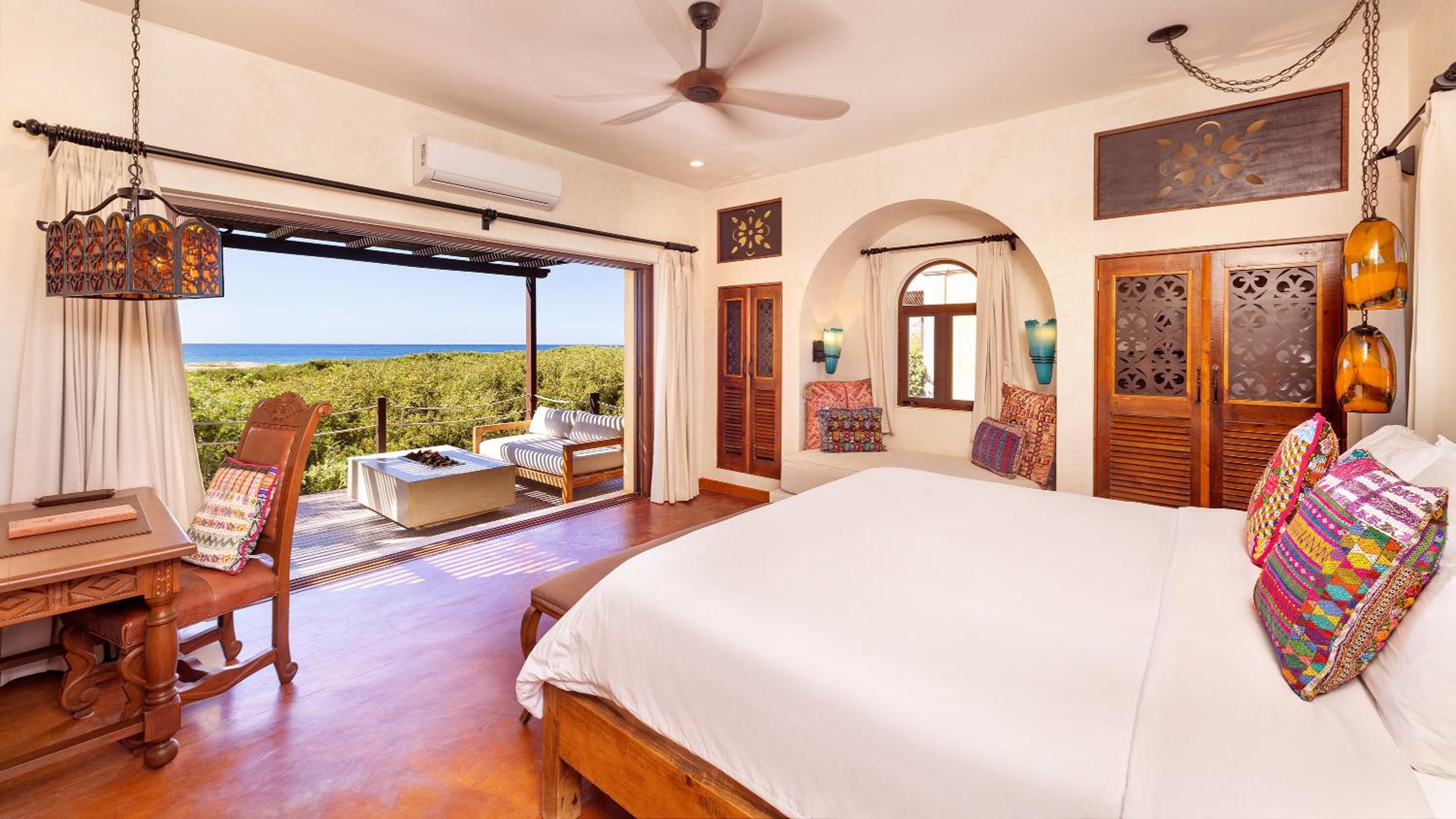 Bungalow with Sea View