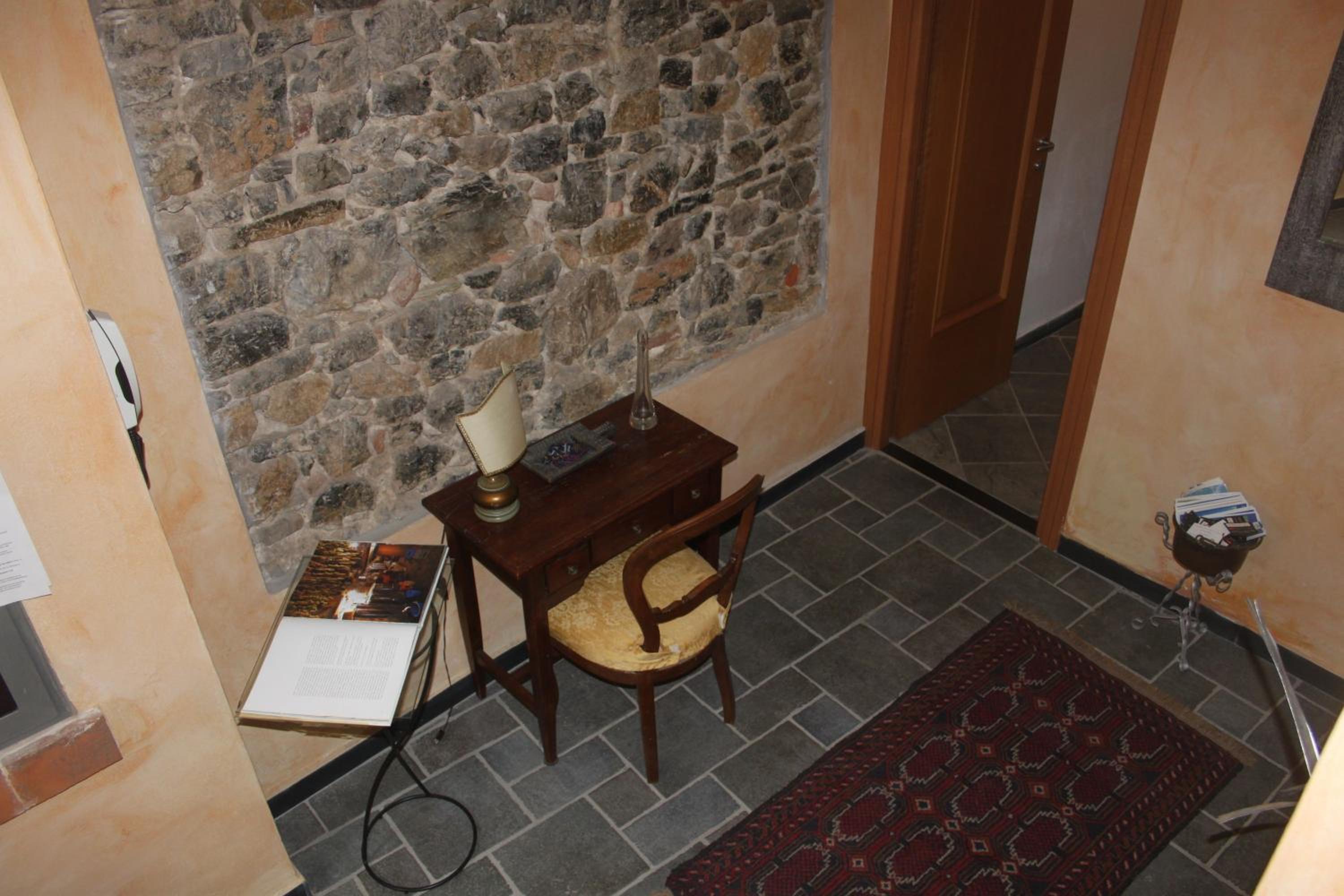 Double or Twin Room - Photo 1