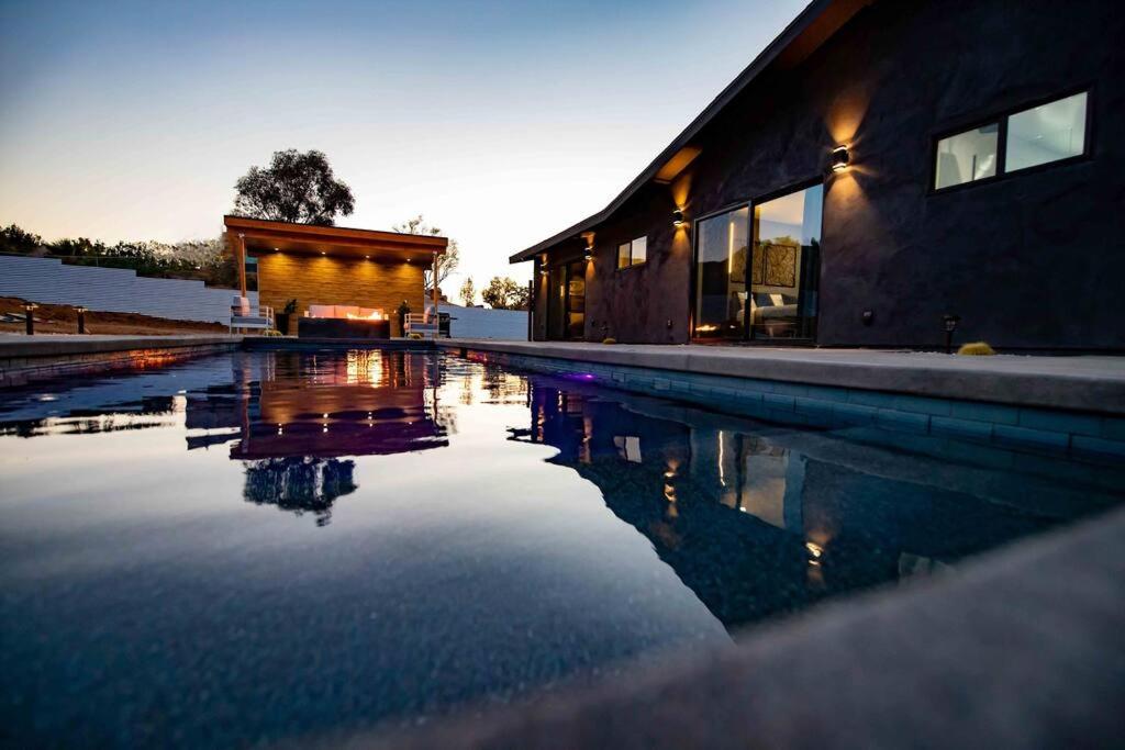 Villa photo 3